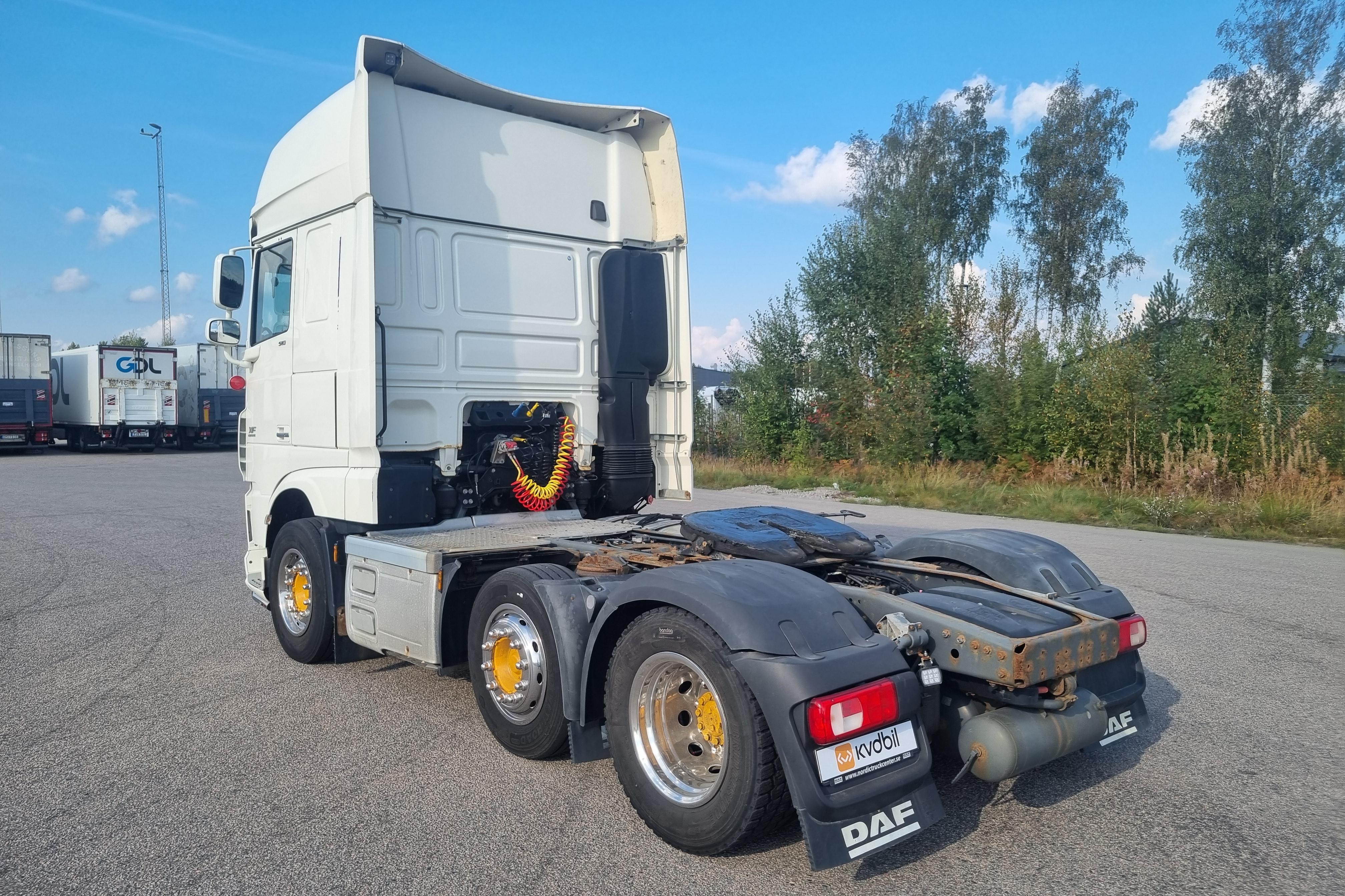 DAF FTG XF510Z - 651 582 km - Automat - vit - 2016