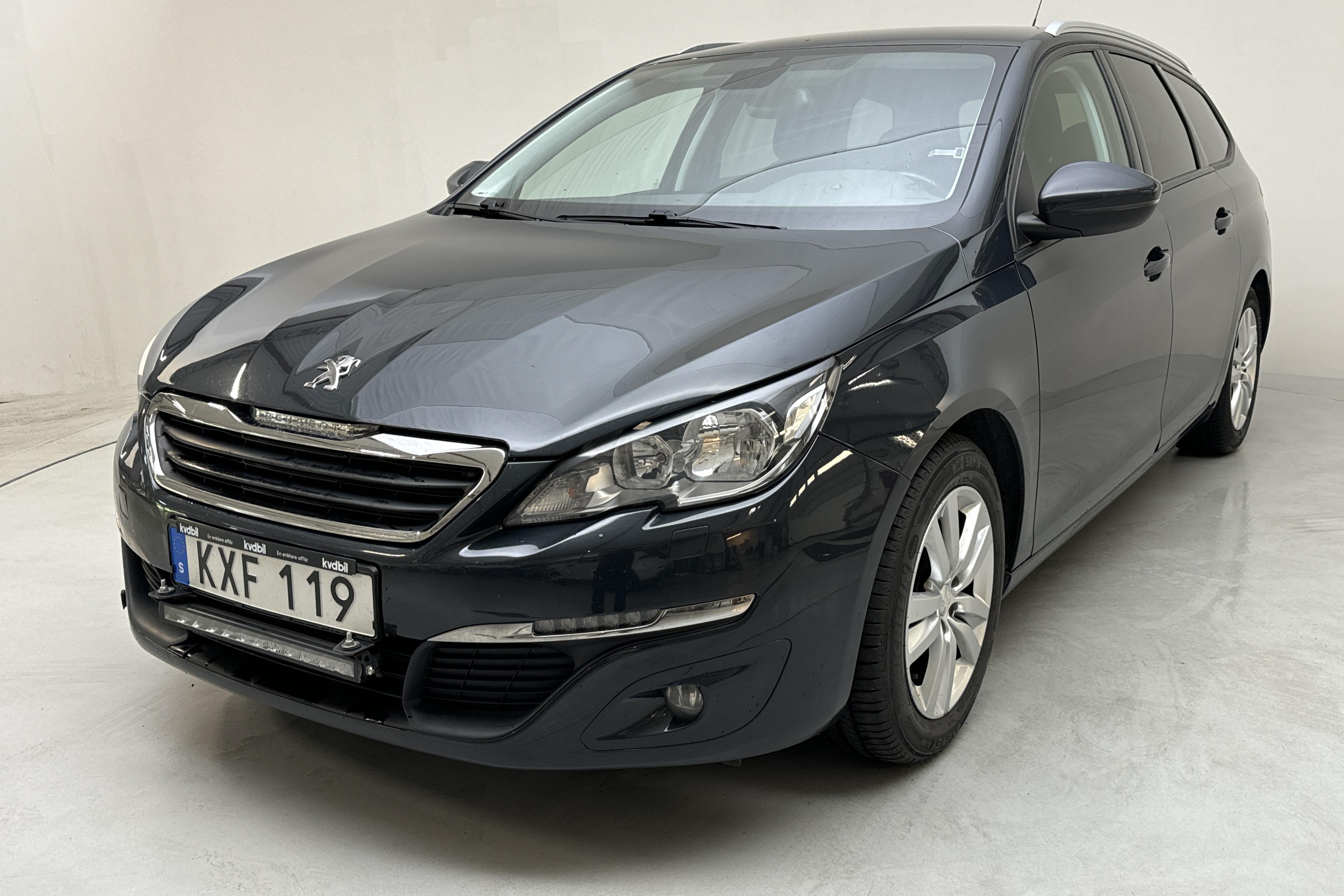 Peugeot 308 SW PureTech (110hk) - 158 740 km - Manuaalinen - Dark Grey - 2016