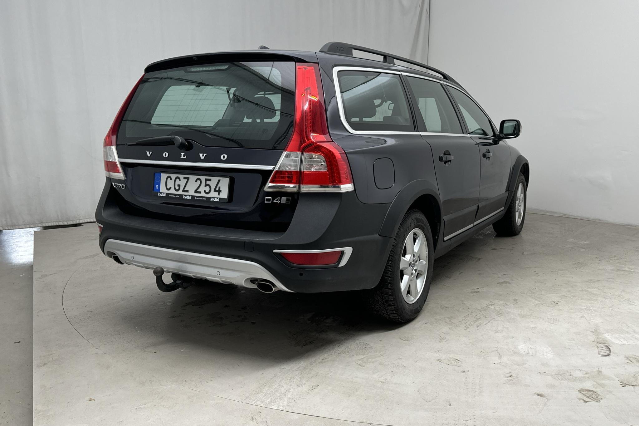 Volvo XC70 II D4 AWD (181hk) - 166 720 km - Käsitsi - Dark Blue - 2016