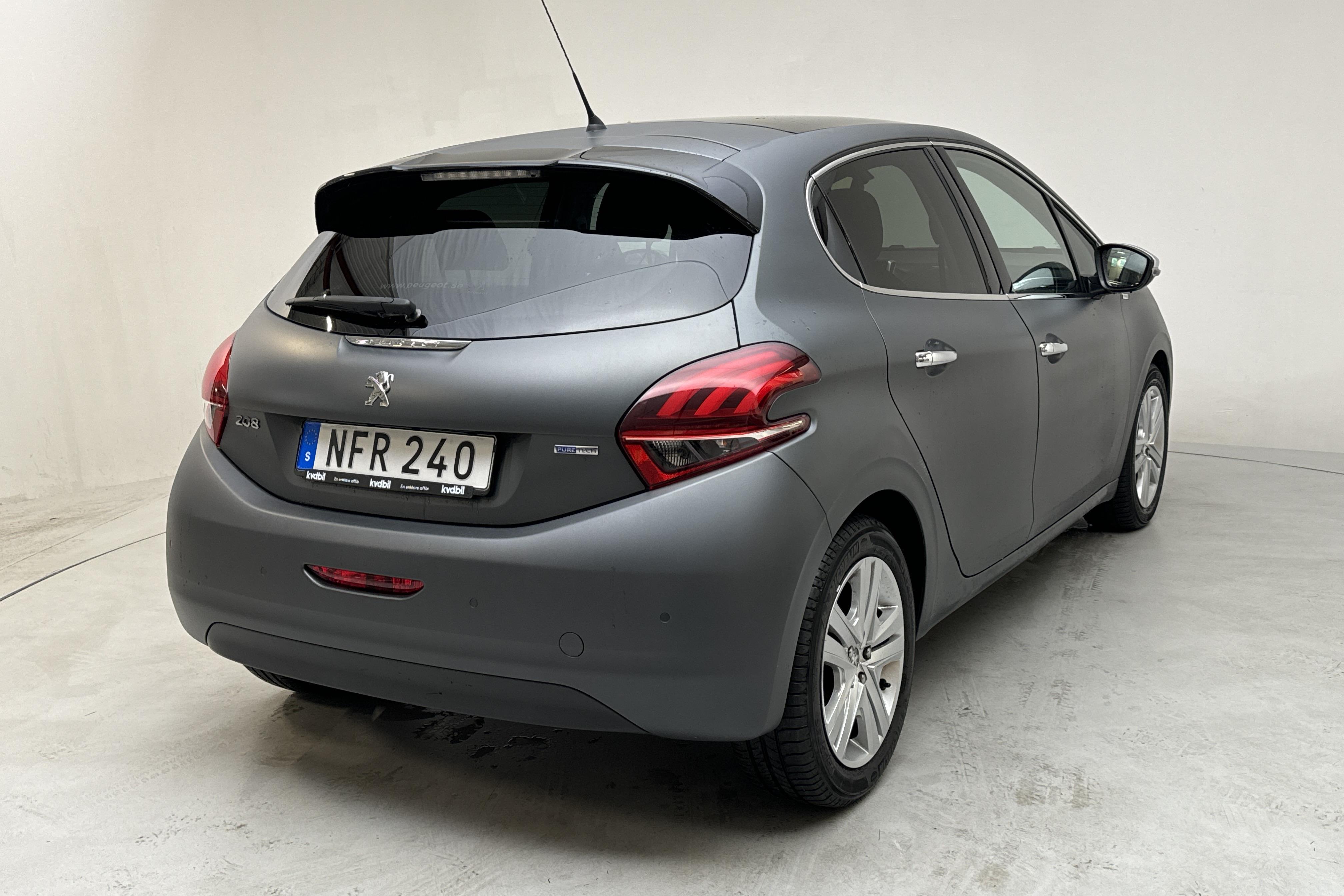 Peugeot 208 PureTech 5dr (82hk) - 72 160 km - Automatyczna - Dark Grey - 2016