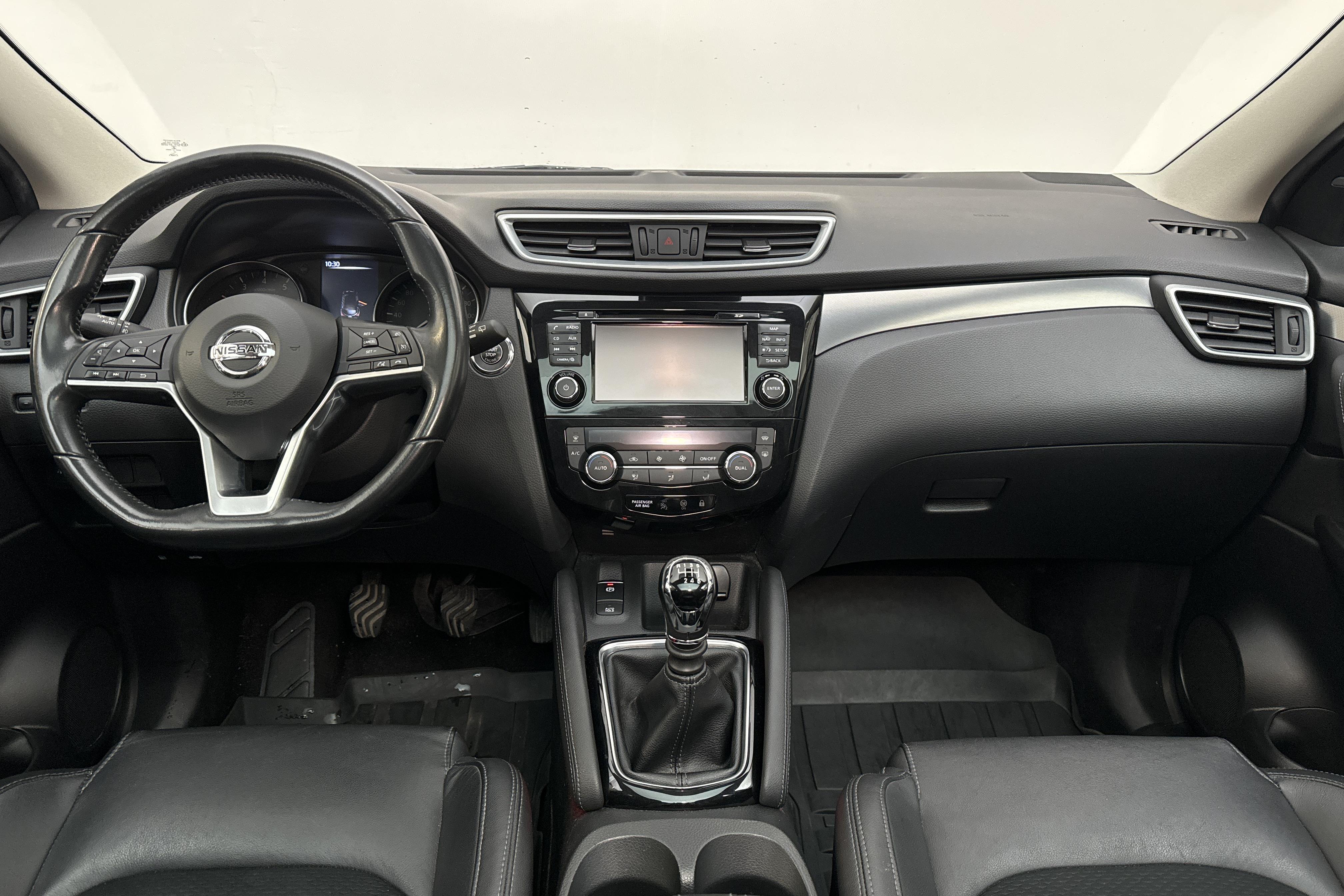 Nissan Qashqai 1.2 DIG-T (115hk) - 88 630 km - Manuaalinen - musta - 2017