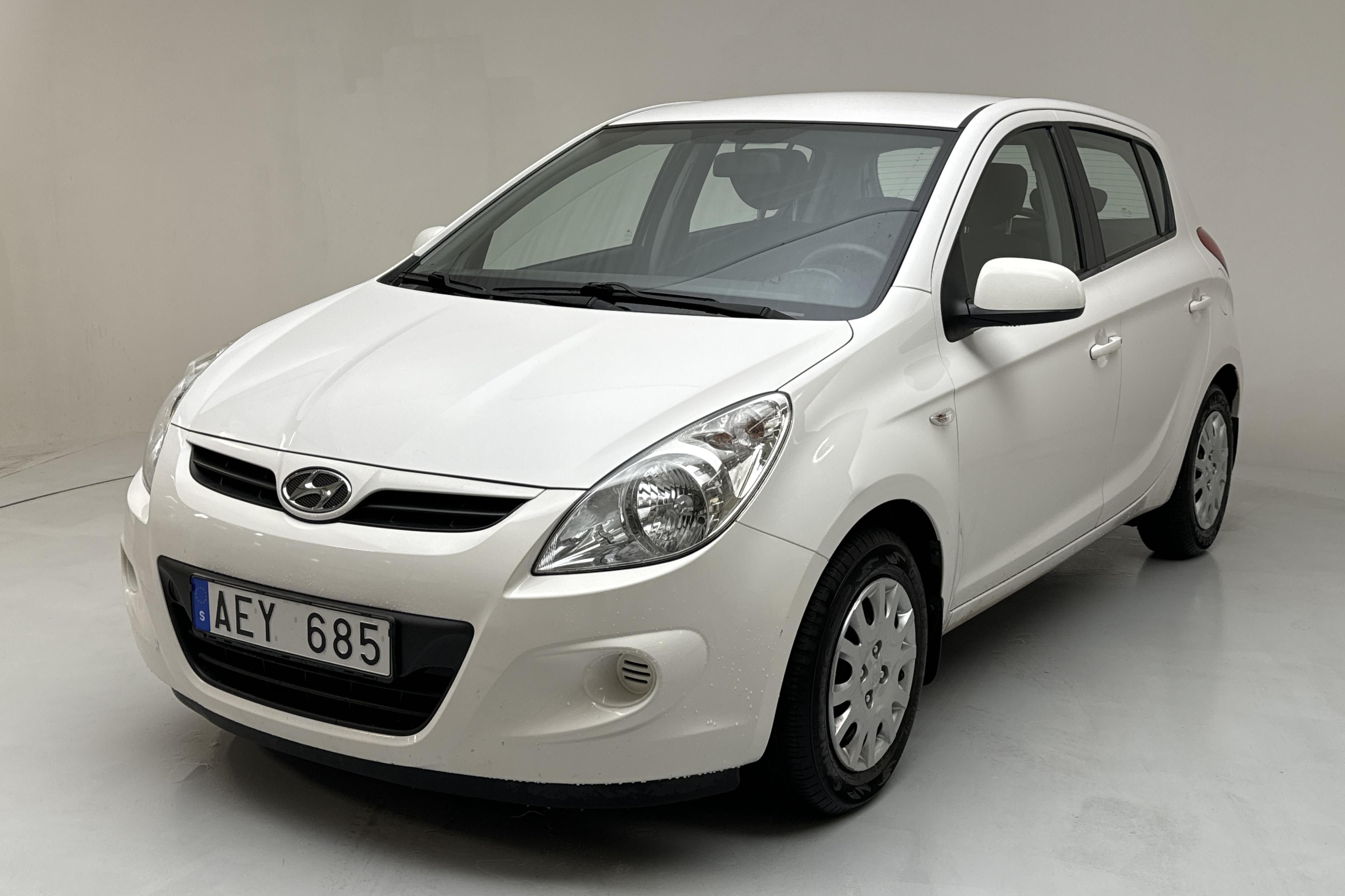 Hyundai i20 1.2 (78hk) - 101 450 km - Manual - white - 2012