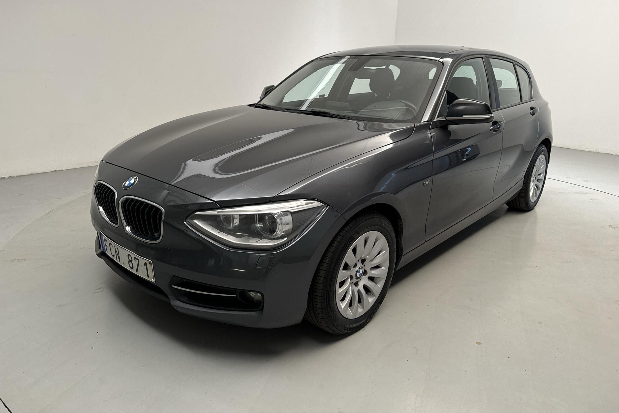 BMW 118d 5dr, F20 (143hk) - 255 510 km - Automatic - gray - 2012