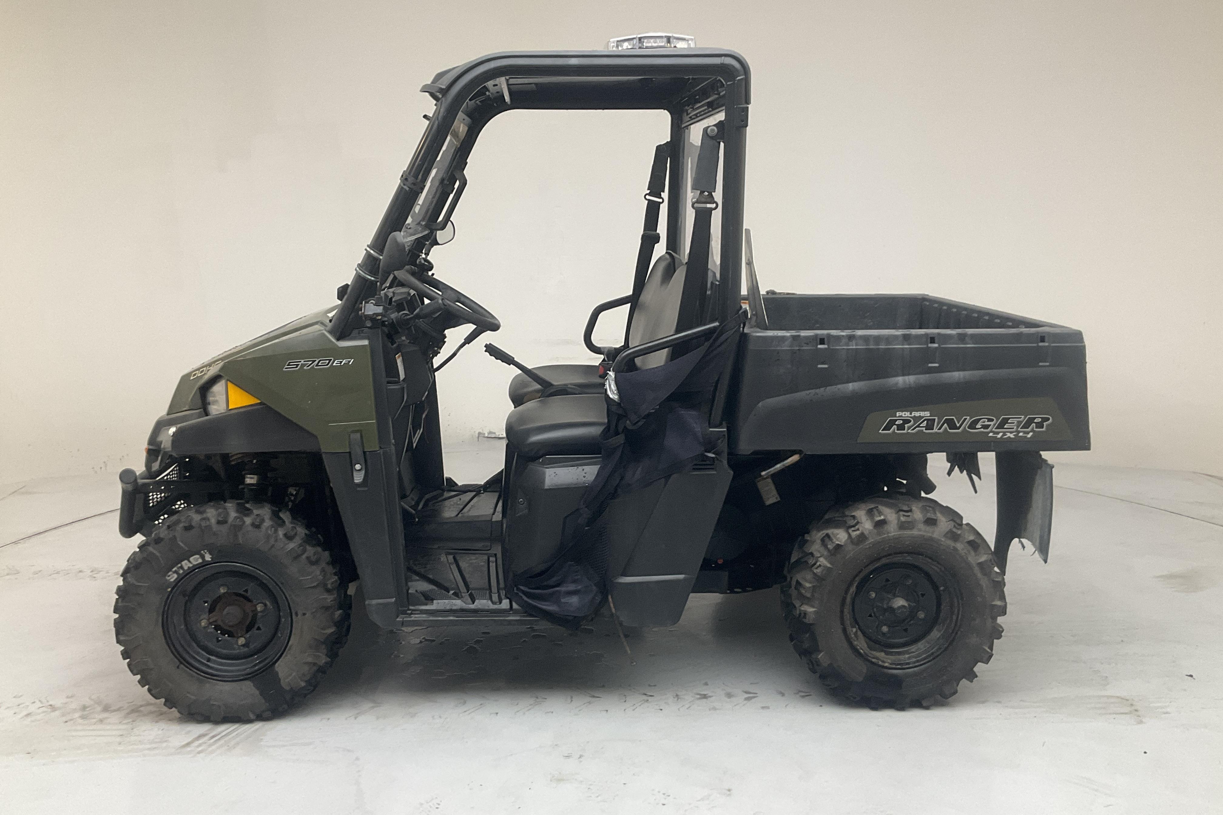 POLARIS RANGER 570 EFI 4X4 UTV - 6 550 km - Automaattinen - vihreä - 2015