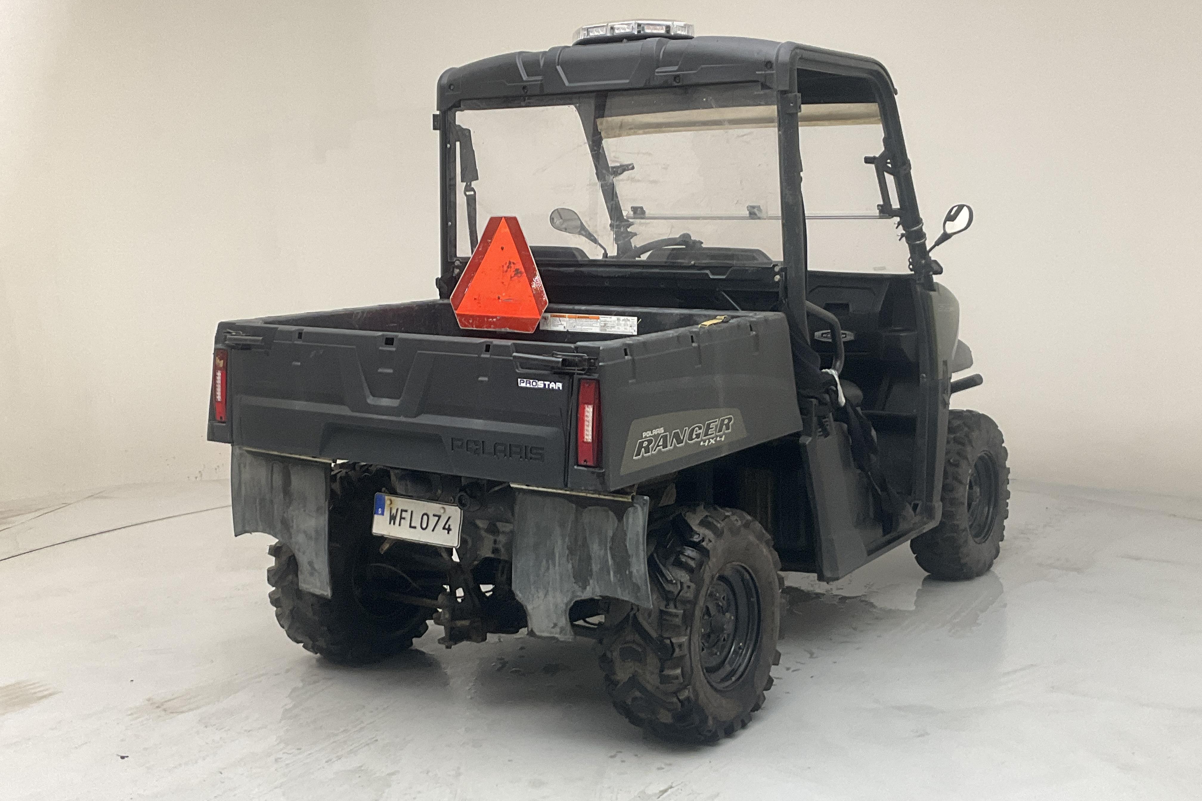 POLARIS RANGER 570 EFI 4X4 UTV - 6 550 km - Automatyczna - zielony - 2015