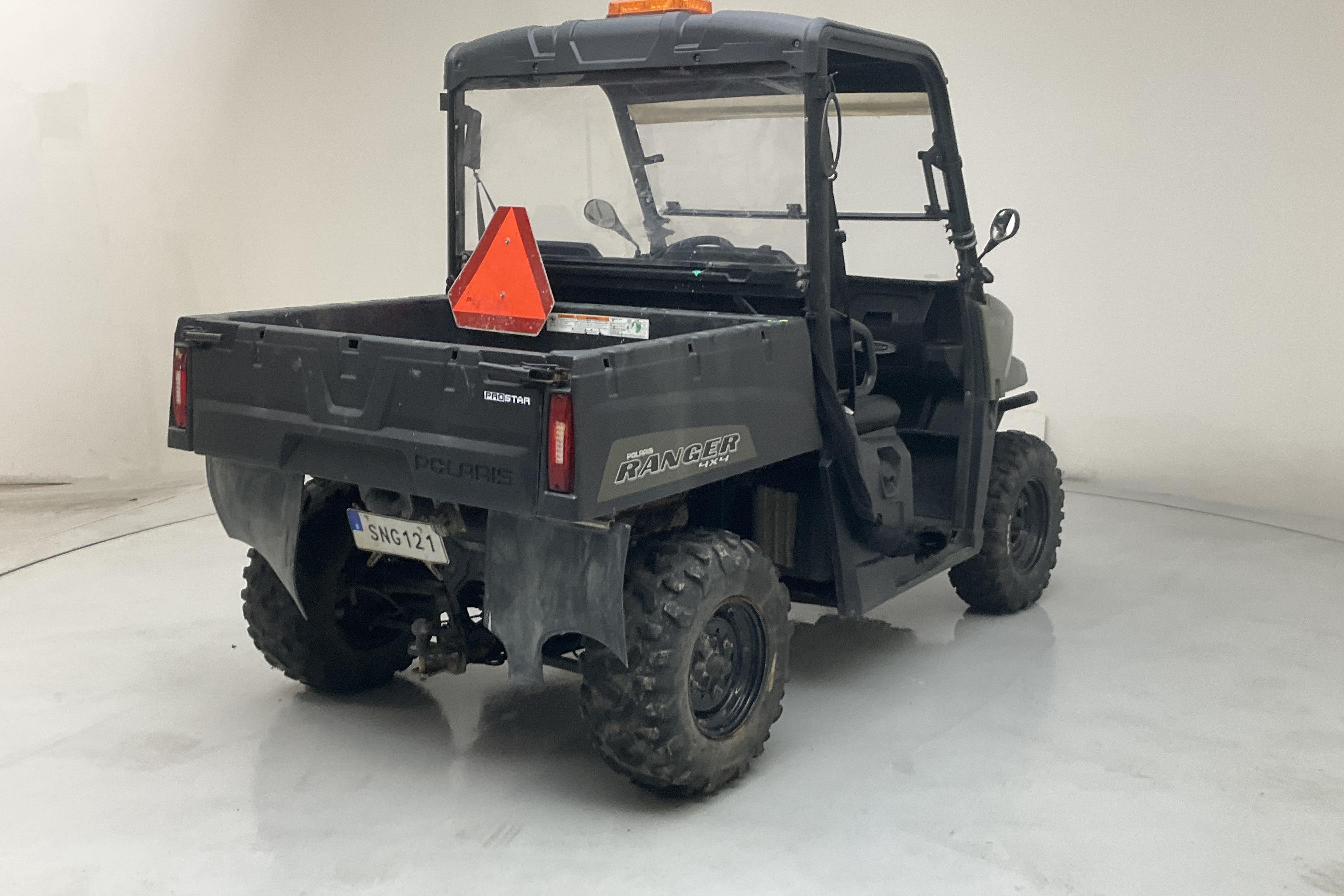 POLARIS RANGER 570 EFI 4X4 UTV - 6 500 km - Automaattinen - vihreä - 2015