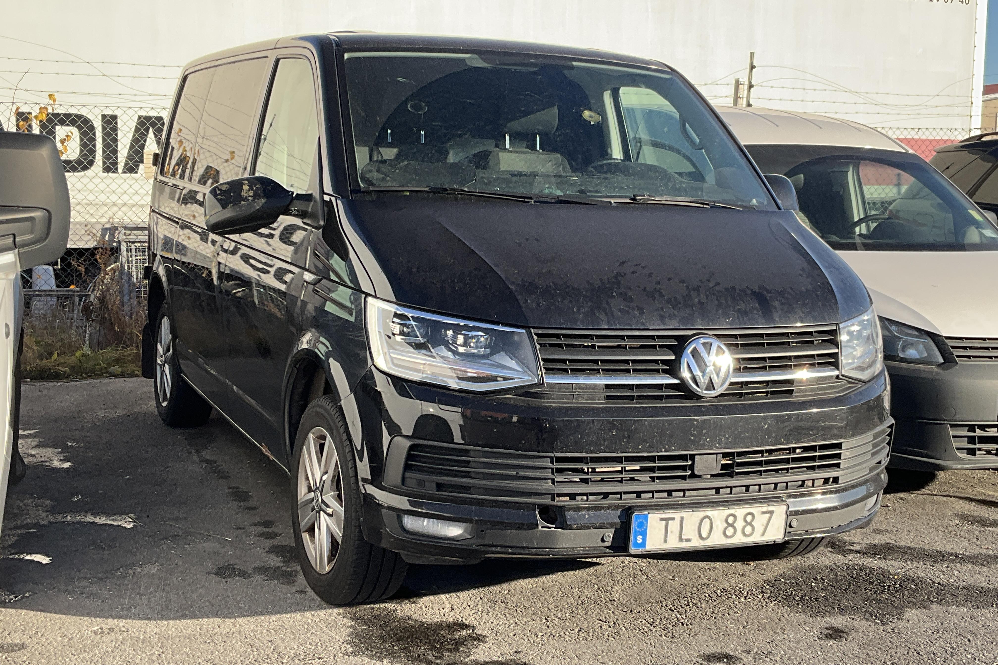 VW Transporter T6 2.0 TDI BMT 4MOTION (204hk) - 238 720 km - Automatic - black - 2017