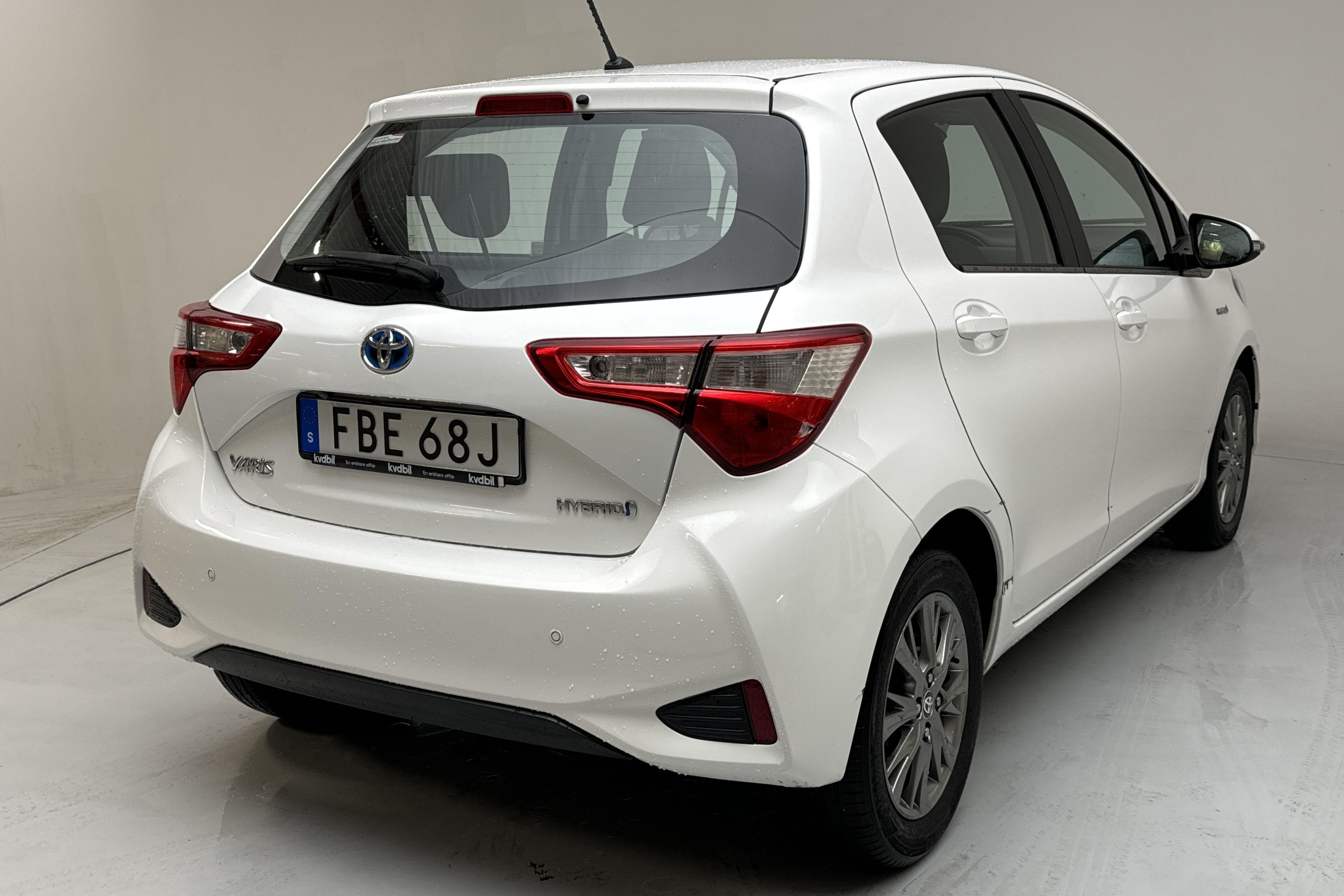 Toyota Yaris 1.5 Hybrid 5dr (101hk) - 67 990 km - Automaatne - valge - 2020