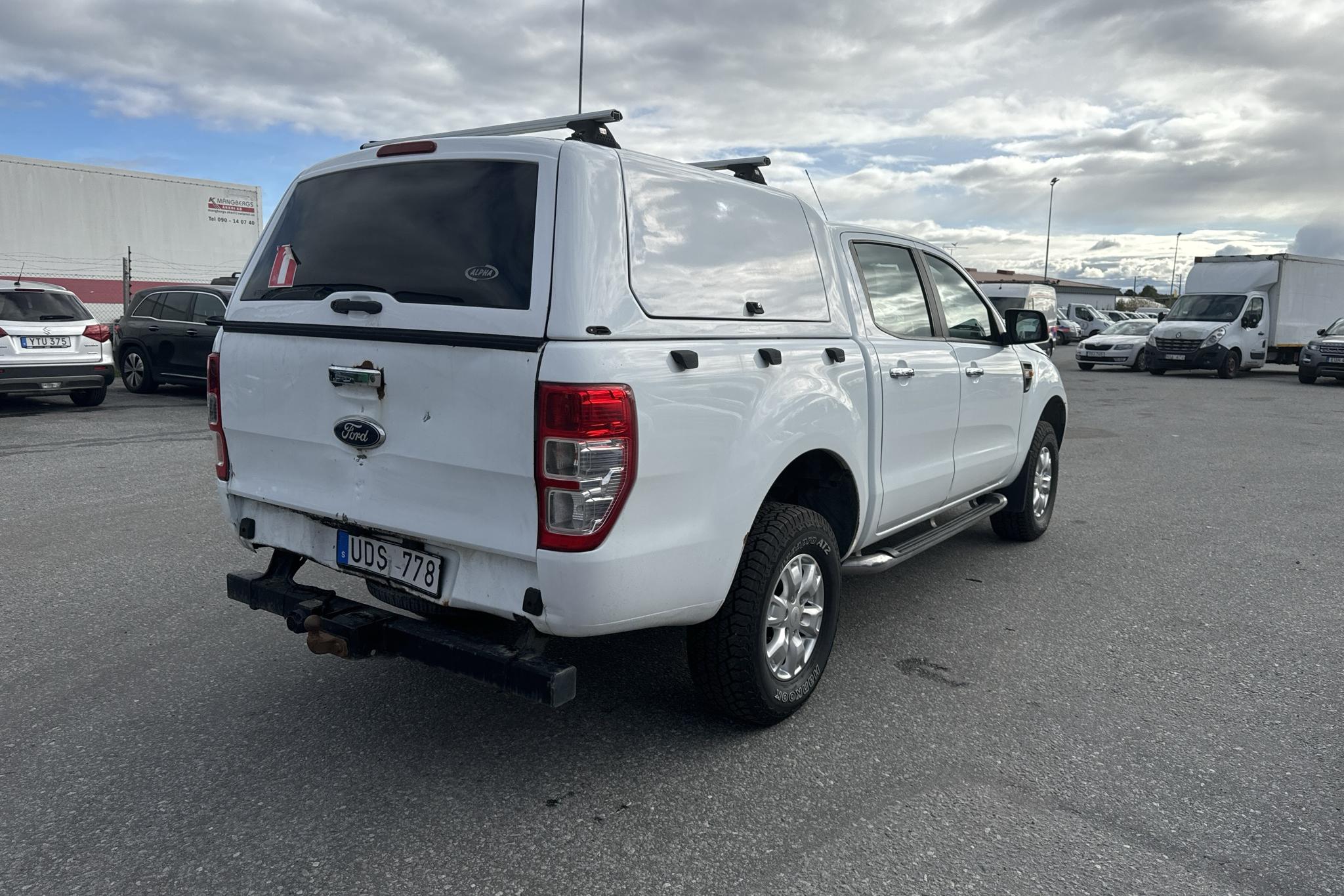 Ford Ranger 2.2 TDCi 4WD (150hk) - 191 960 km - Manuaalinen - valkoinen - 2012