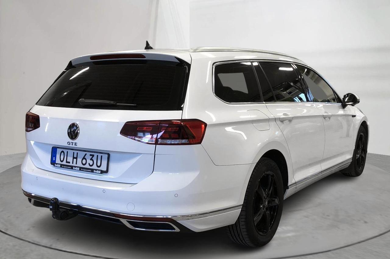 VW Passat 1.4 GTE Sportscombi (218hk) - 117 140 km - Automaattinen - valkoinen - 2022