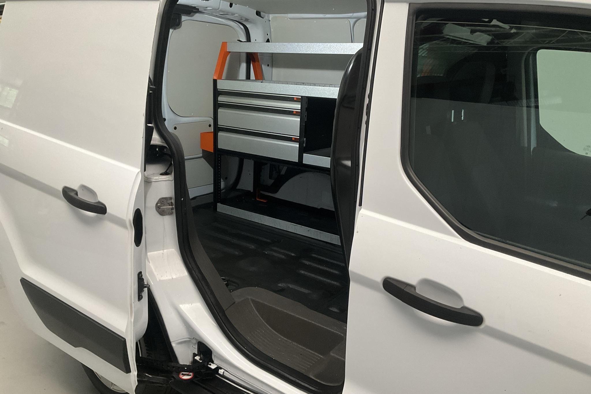 Ford Transit Connect 1.5 TDCi (120hk) - 14 192 mil - Automat - vit - 2019