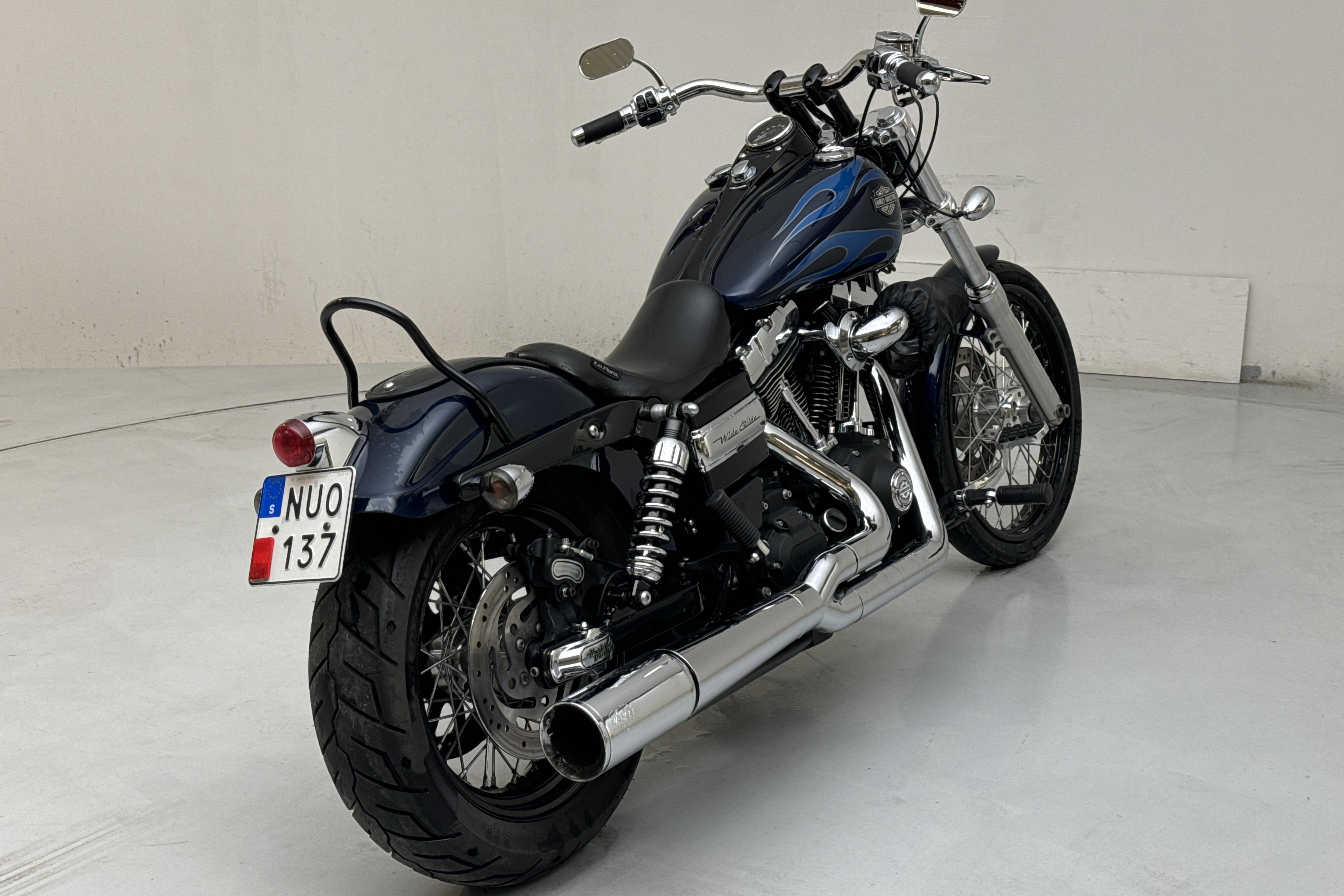 HARLEY-DAVIDSON FXDWG Motorcykel - 29 340 km - Manuaalinen - sininen - 2012