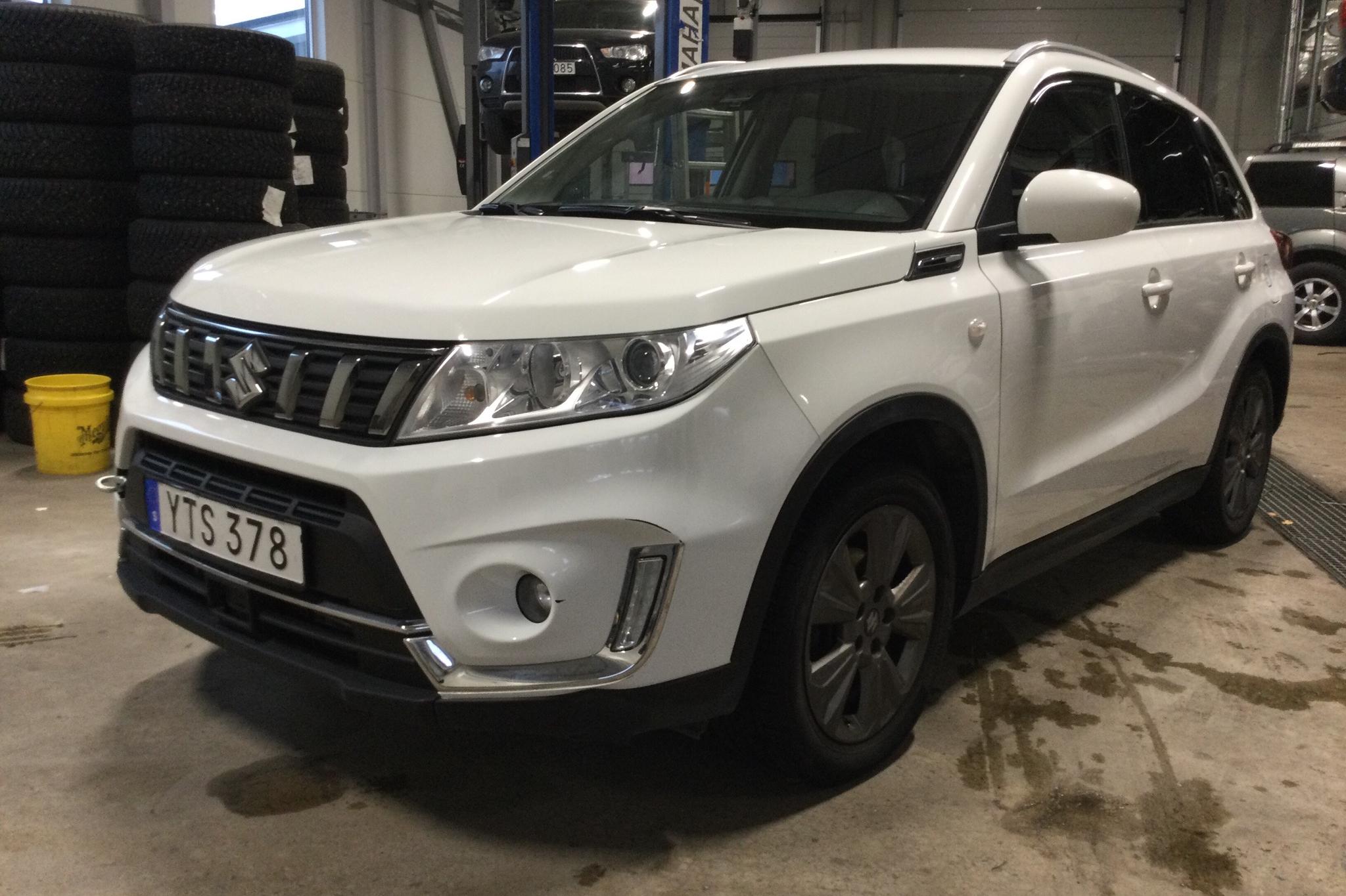 Suzuki Vitara 1.4T Boosterjet Allgrip 4x4 (140hk) - 111 490 km - Automatyczna - biały - 2019