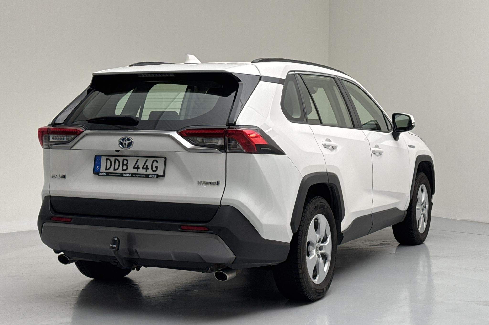 Toyota RAV4 2.5 HSD AWD (222hk) - 125 960 km - Automaattinen - valkoinen - 2020