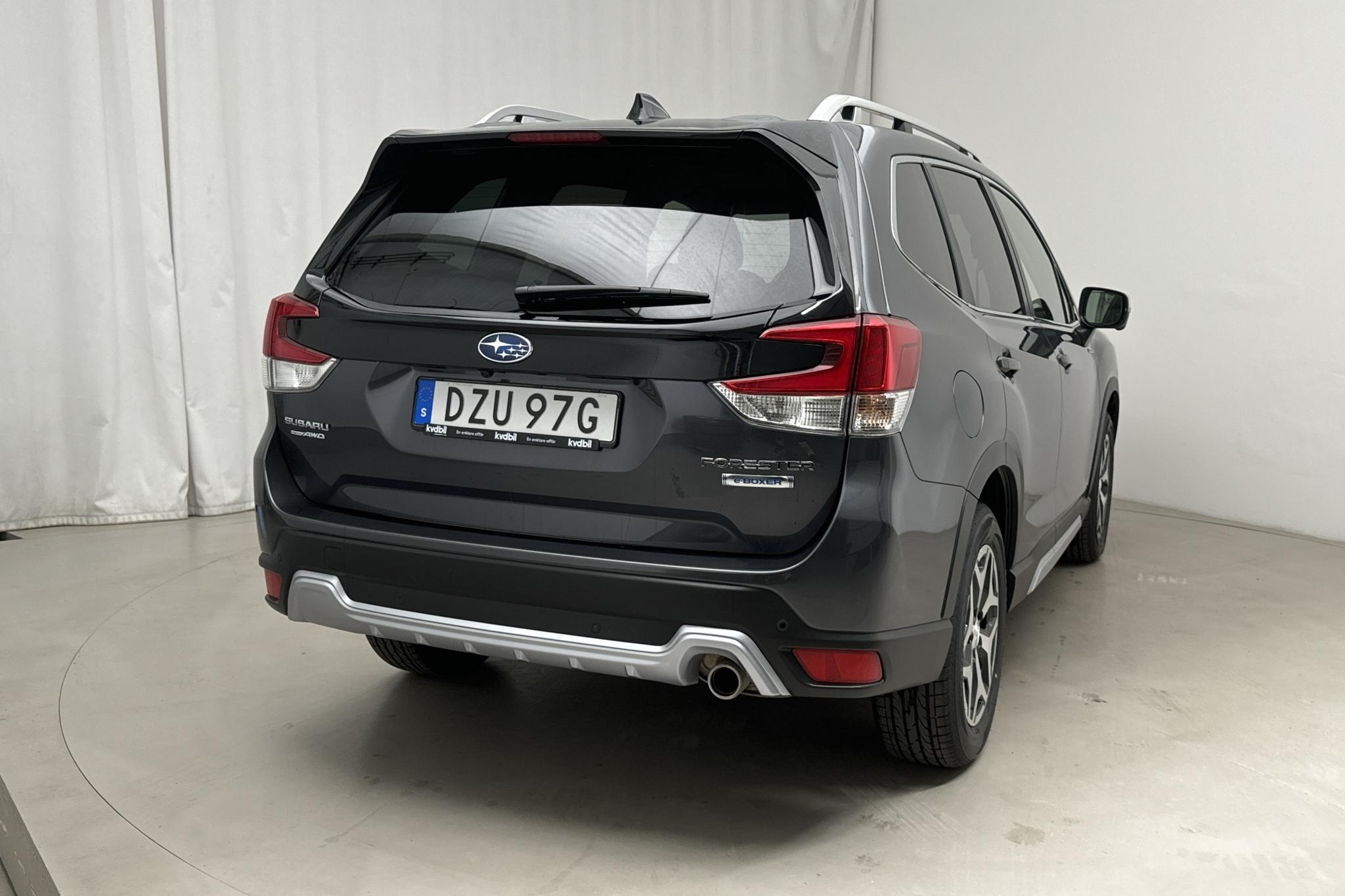 Subaru Forester e-Boxer 2.0i XFuel AWD (150hk) - 2 380 km - Automatic - gray - 2024