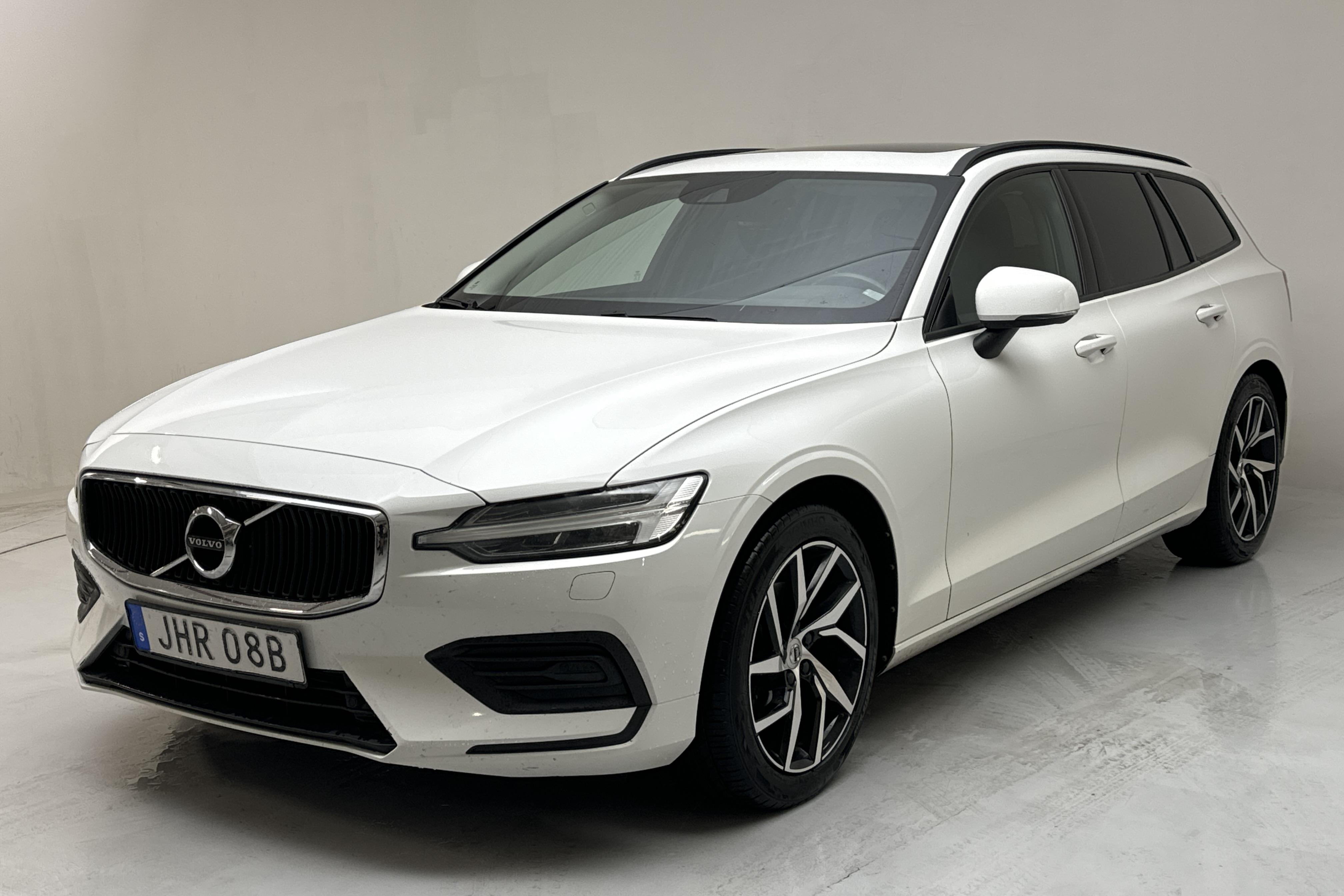 Volvo V60 D3 AWD (150hk) - 227 190 km - Automatic - white - 2019