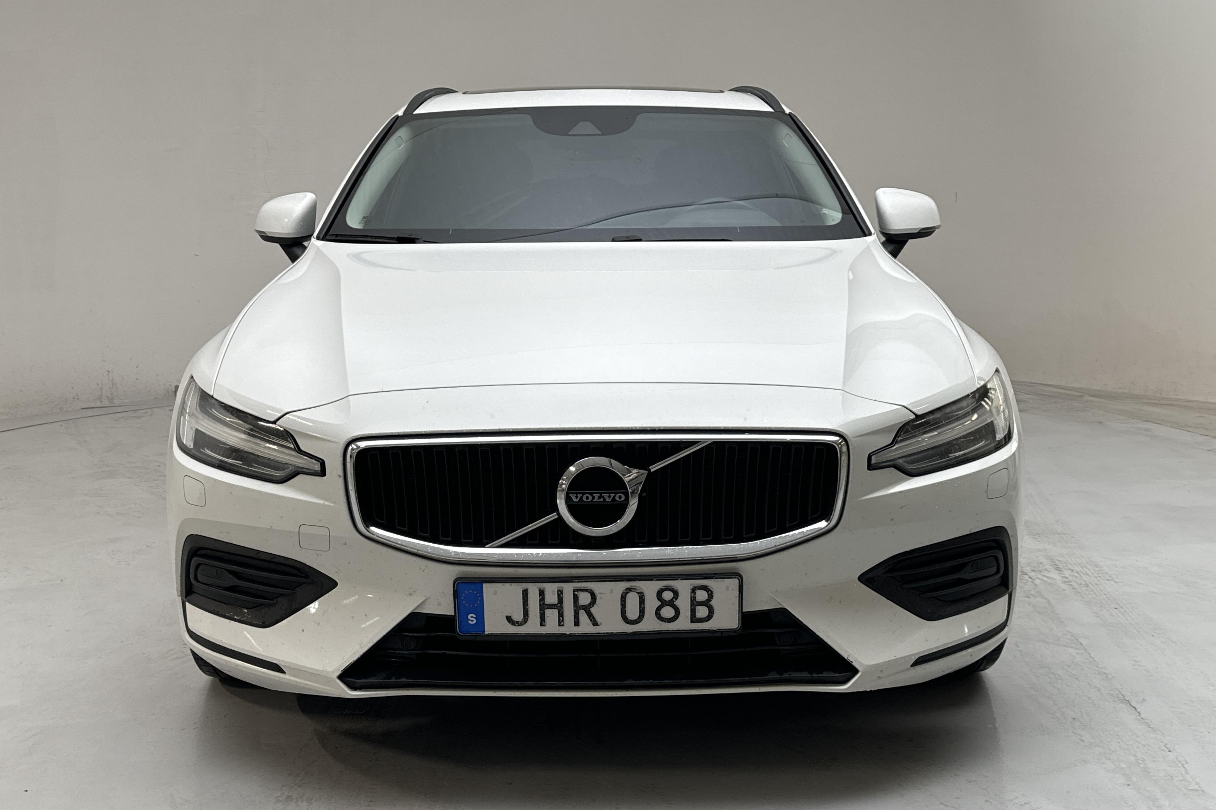 Volvo V60 D3 AWD (150hk) - 227 190 km - Automatyczna - biały - 2019