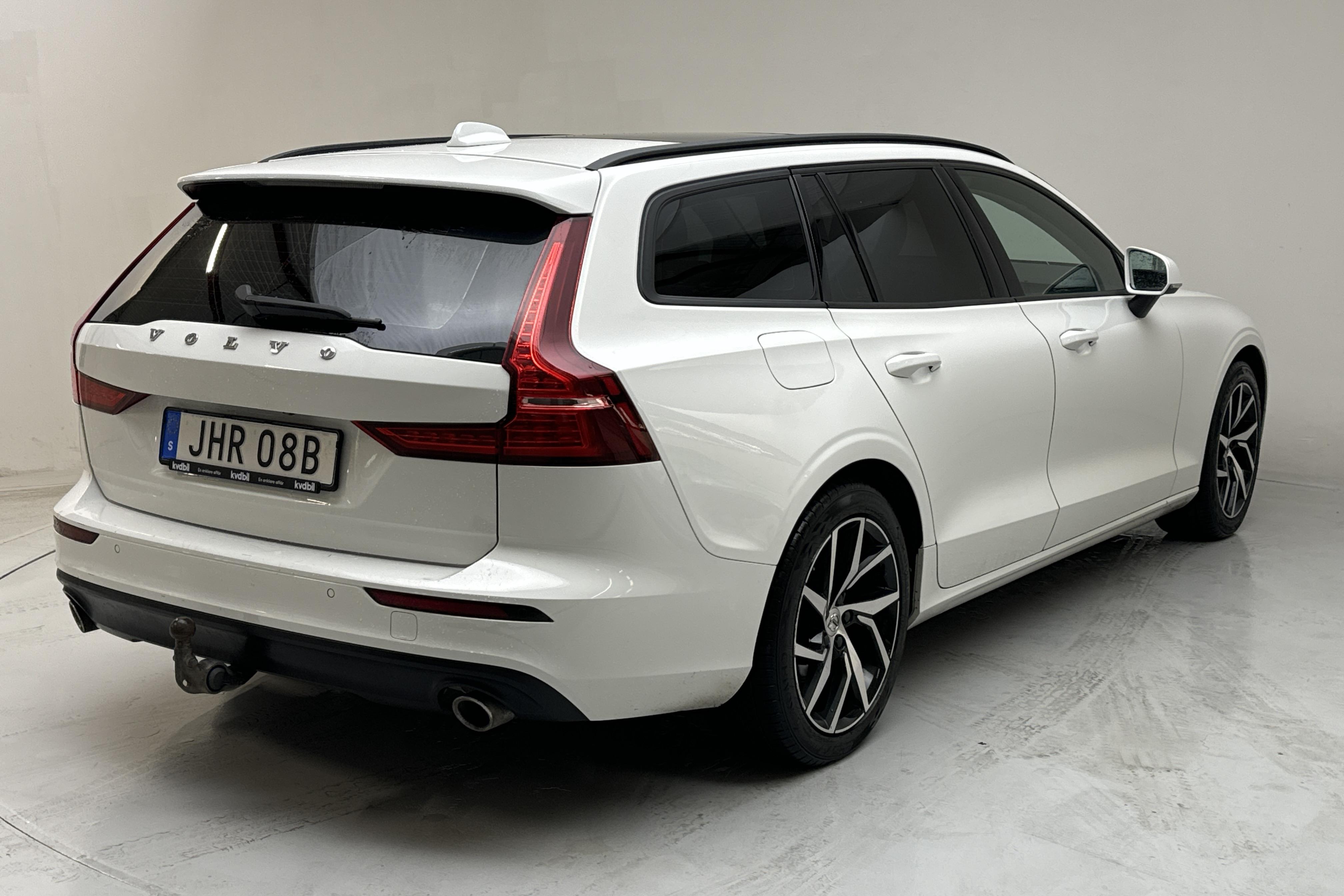 Volvo V60 D3 AWD (150hk) - 227 190 km - Automaatne - valge - 2019