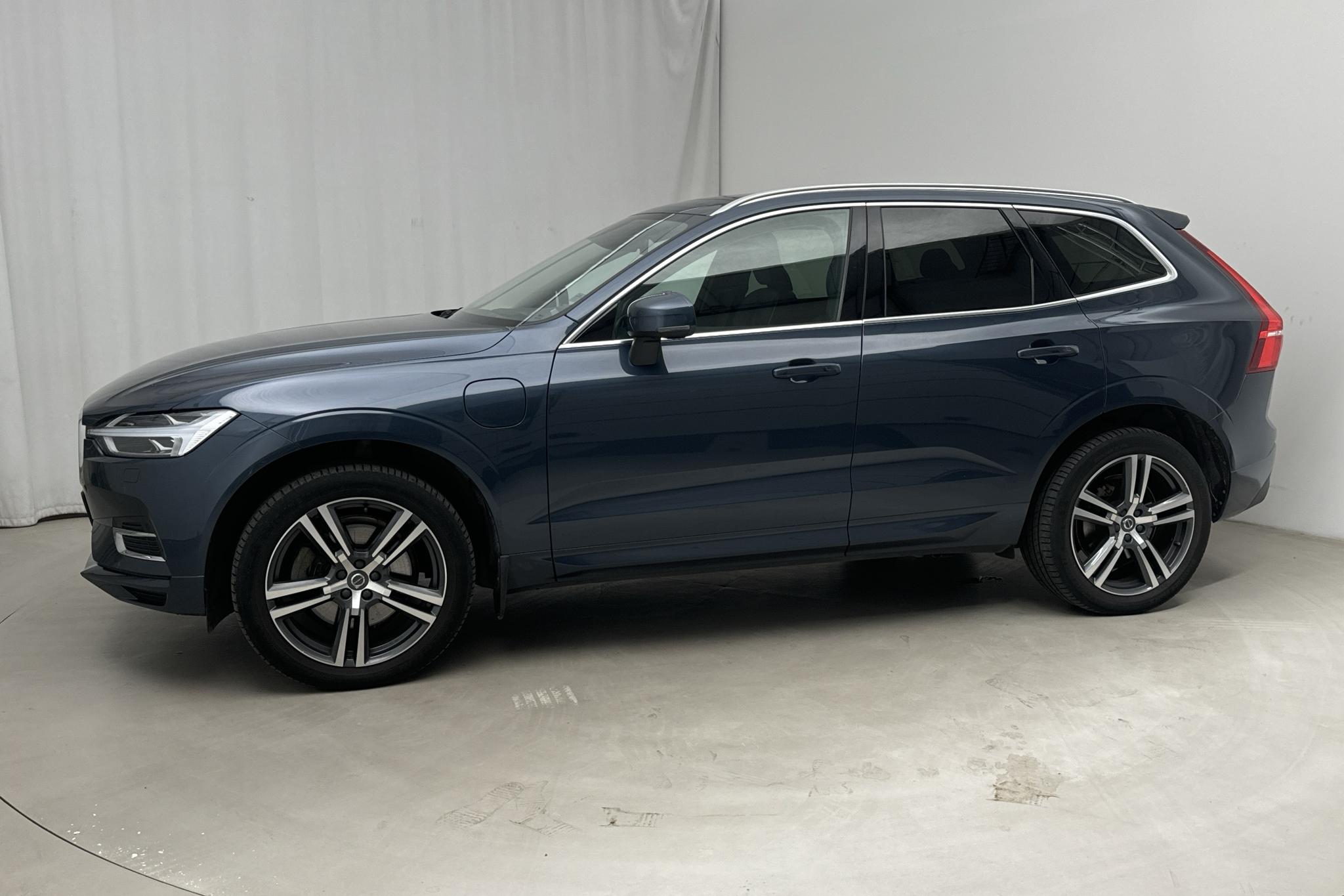 Volvo XC60 T8 AWD Recharge (390hk) - 70 900 km - Automaatne - Dark Blue - 2020