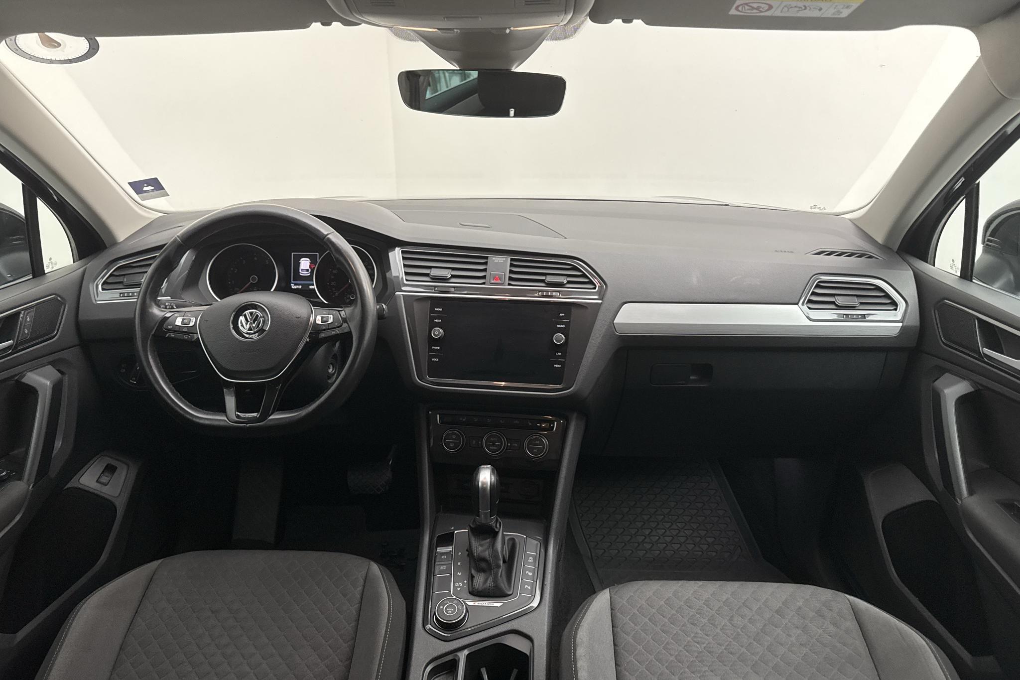 VW Tiguan 1.4 TSI 4MOTION (150hk) - 122 720 km - Automaattinen - musta - 2018