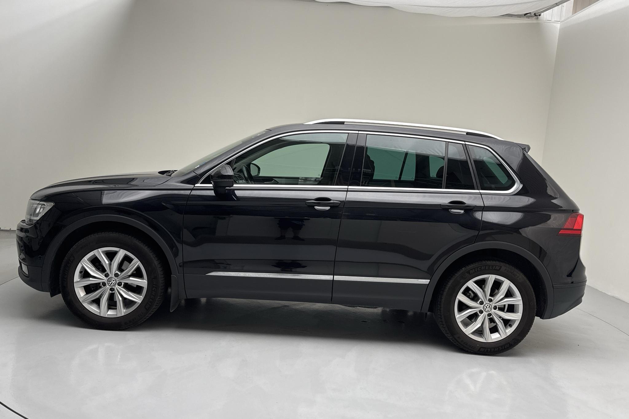 VW Tiguan 1.4 TSI 4MOTION (150hk) - 122 720 km - Automatyczna - czarny - 2018