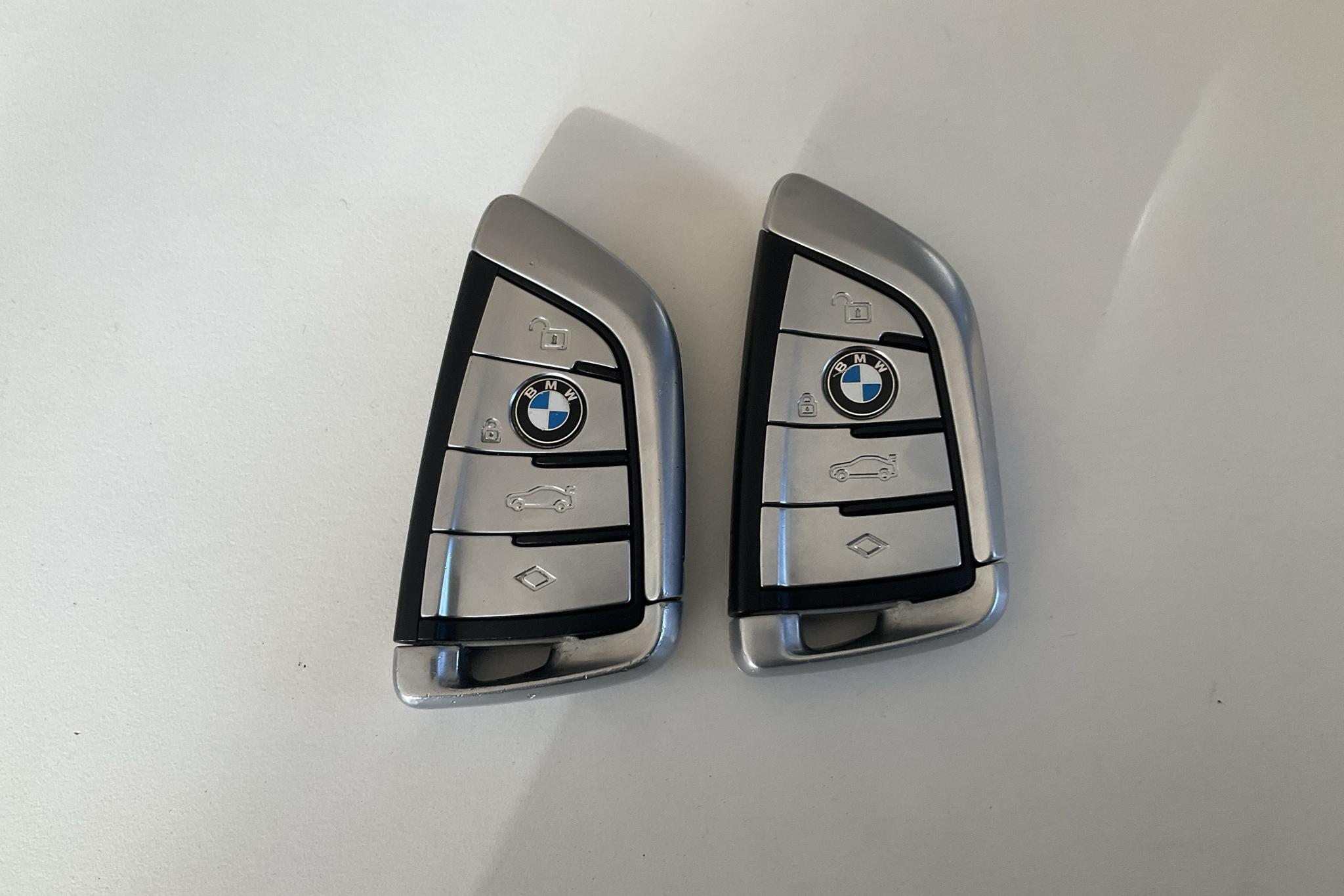 BMW 530e iPerformance Sedan, G30 (252hk) - 6 766 mil - Automat - grå - 2019