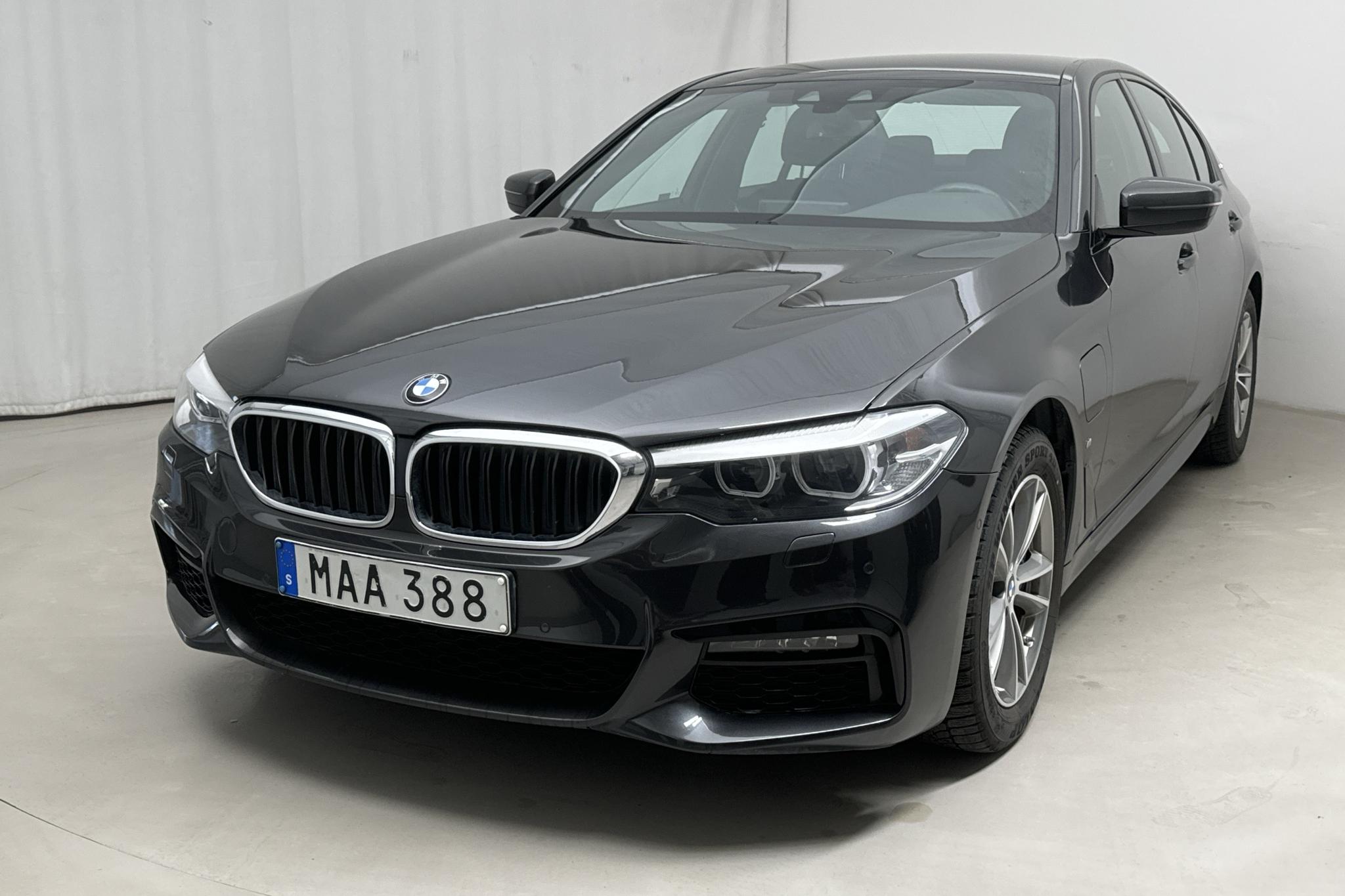 BMW 530e iPerformance Sedan, G30 (252hk) - 67 660 km - Automaattinen - harmaa - 2019