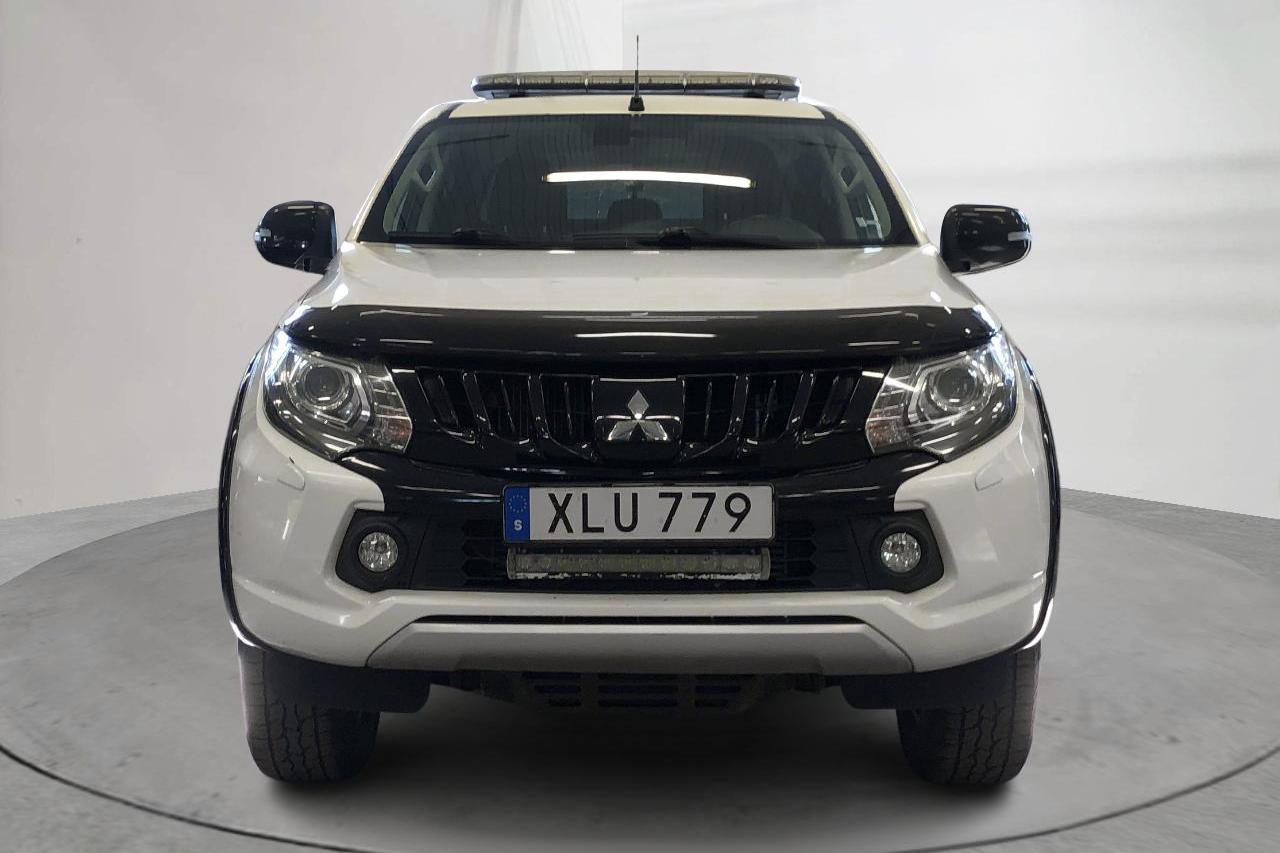 Mitsubishi L200 2.4 DI-D (181hk) - 200 820 km - Automatyczna - biały - 2018