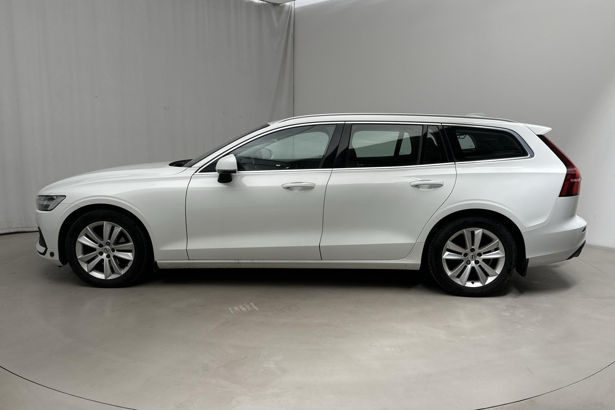 Volvo V60 B4 Mildhybrid, Diesel (197hk) - 98 280 km - Automatyczna - biały - 2021