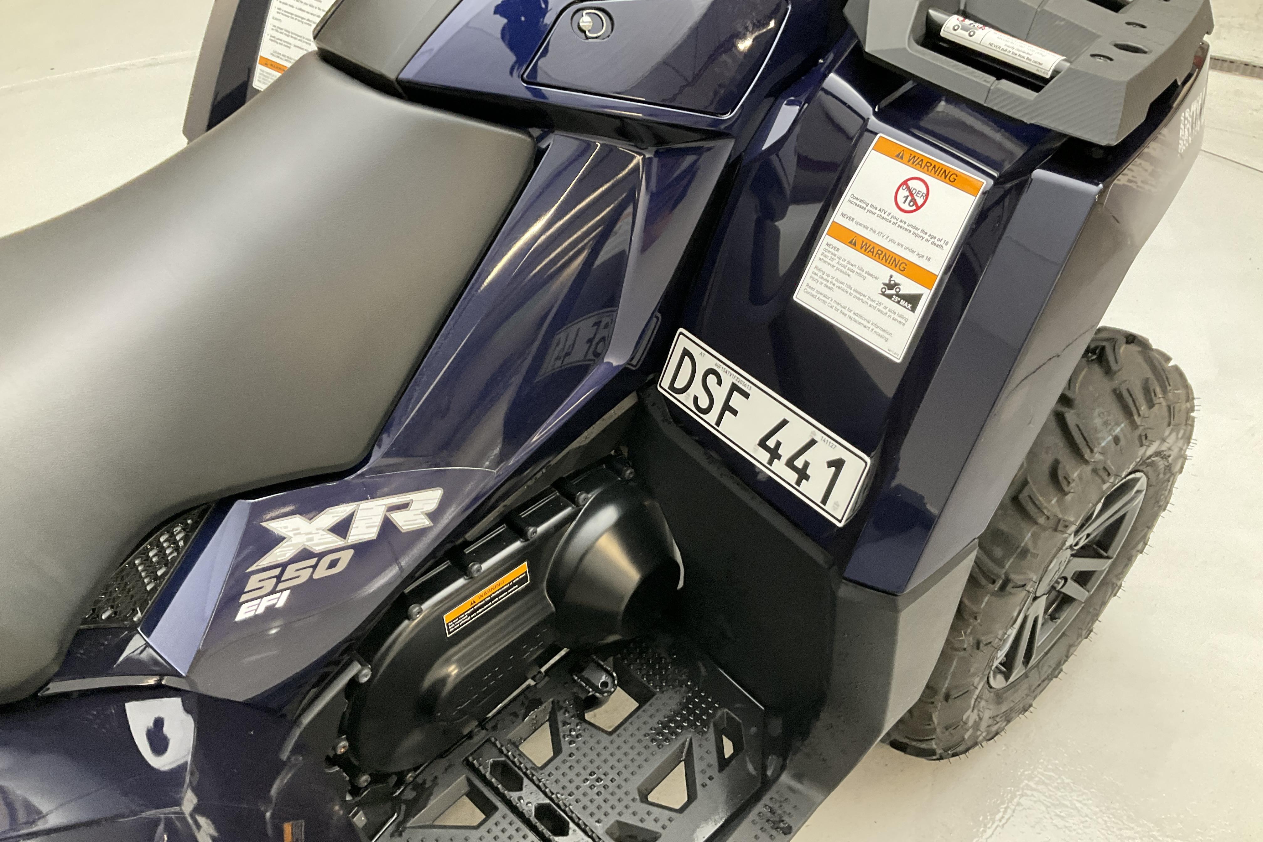 ARCTIC CAT XR 550 EFI XT 4X4 ATV - 124 km - Automatyczna - 2015