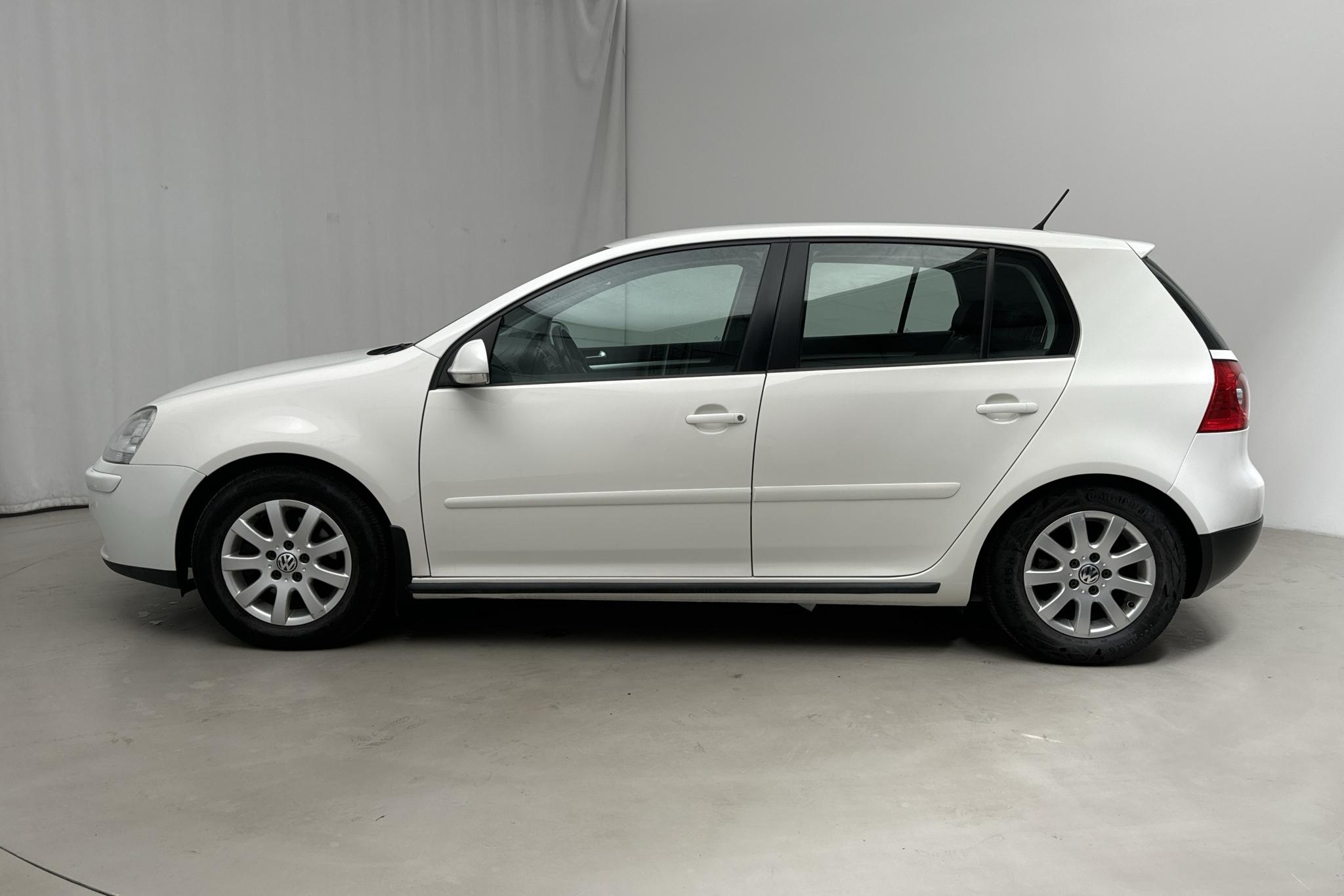 VW Golf A5 1.9 TDI BlueMotion 5dr (105hk) - 15 902 mil - Manuell - vit - 2008