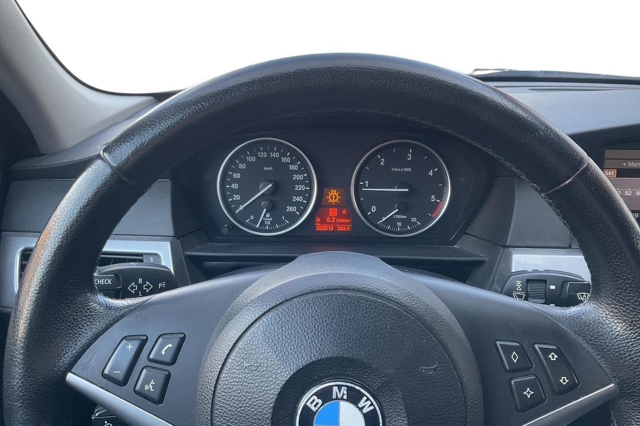 BMW 520d Touring, E61 (177hk) - 282 510 km - Automatyczna - czarny - 2009