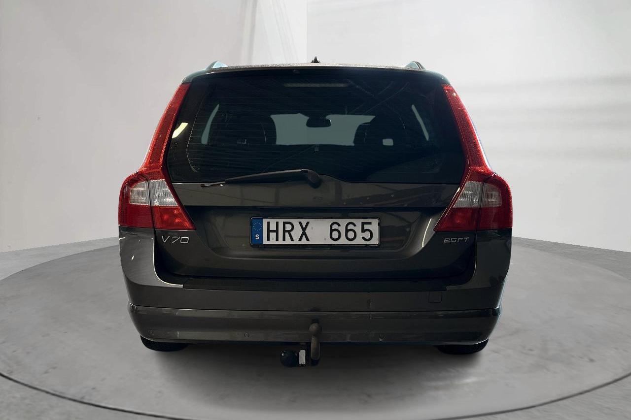 Volvo V70 II 2.5FT (200hk) - 200 780 km - Manual - gray - 2009