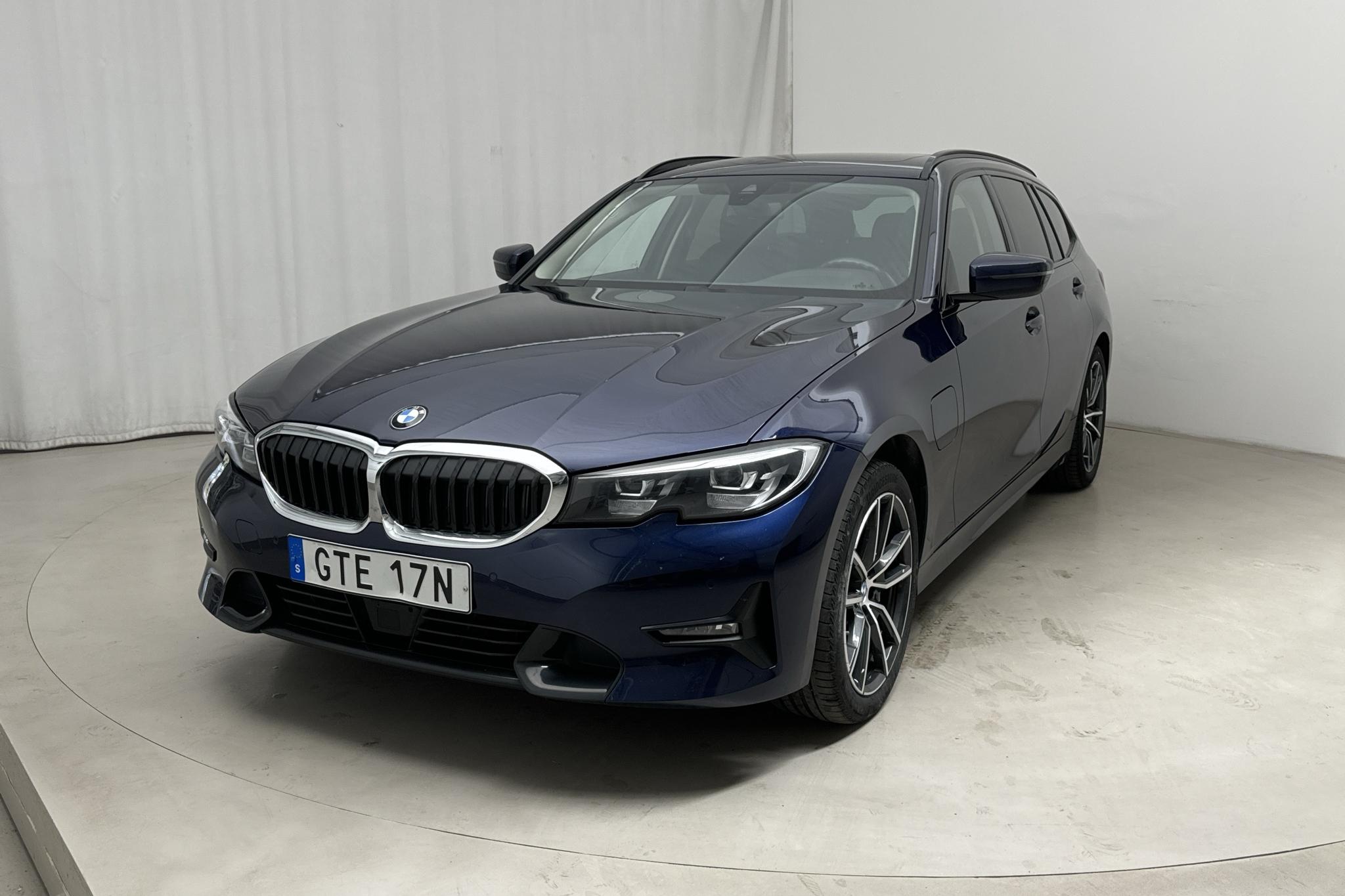 BMW 330e xDrive Touring, G21 (292hk) - 46 710 km - Automatic - blue - 2021