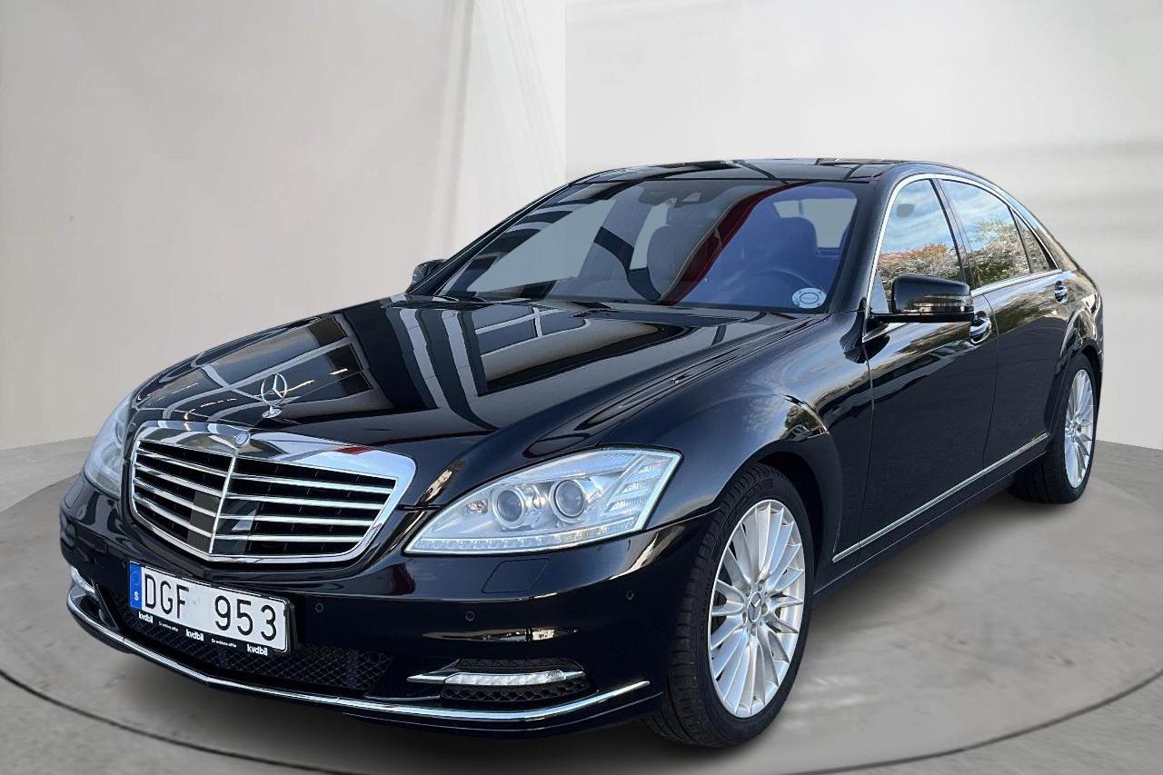 Mercedes S 400 Blue Hybrid W221 (279hk) - 11 576 mil - Automat - svart - 2010