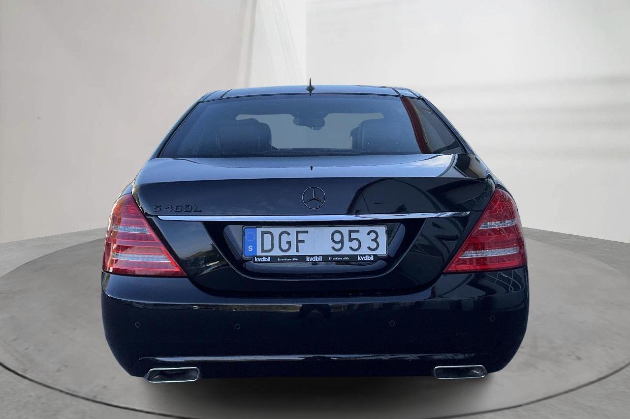 Mercedes S 400 Blue Hybrid W221 (279hk) - 115 760 km - Automaattinen - musta - 2010