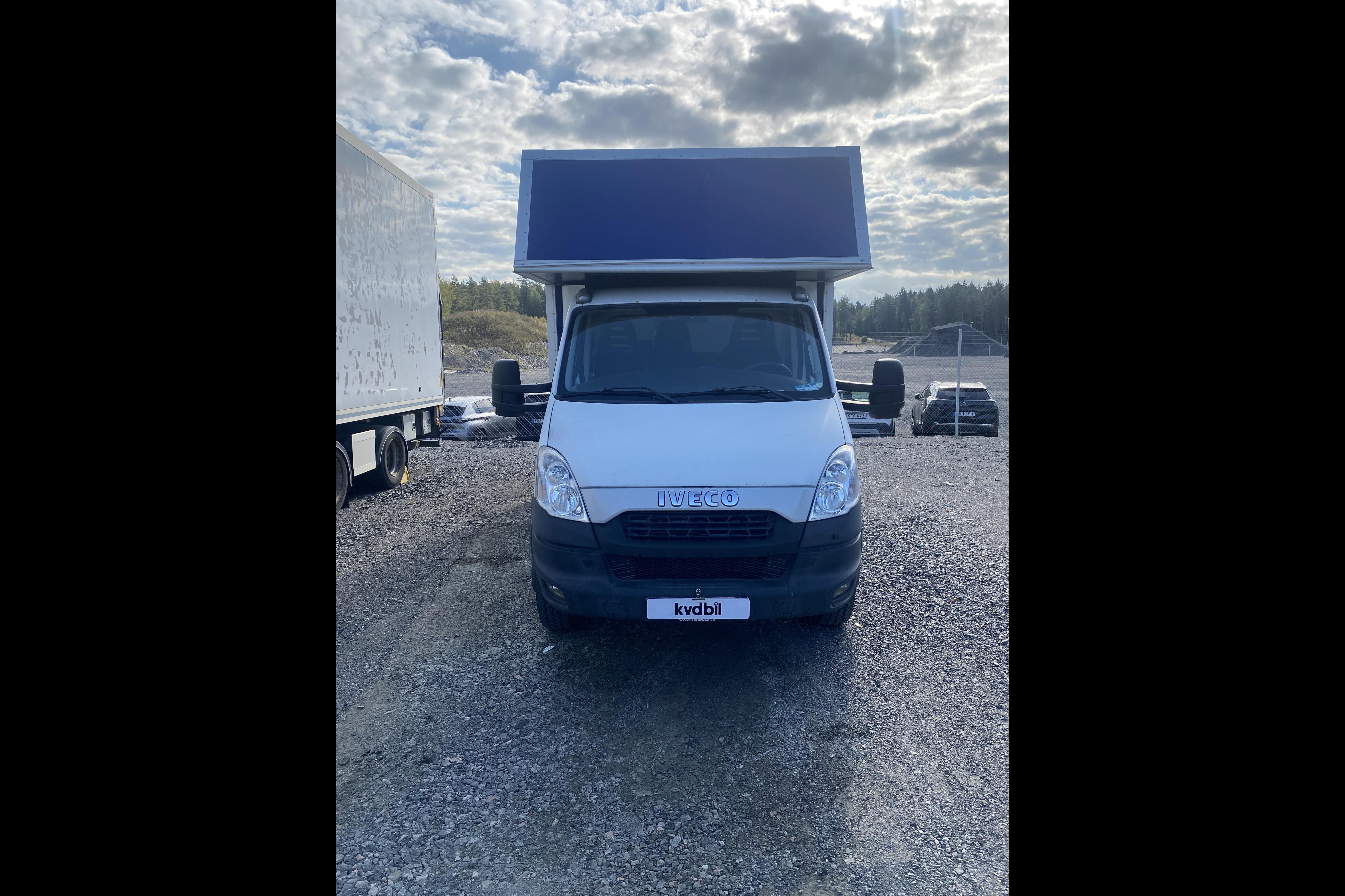 Iveco DAILY 70C17 EEV - 75 743 km - Manuaalinen - valkoinen - 2013