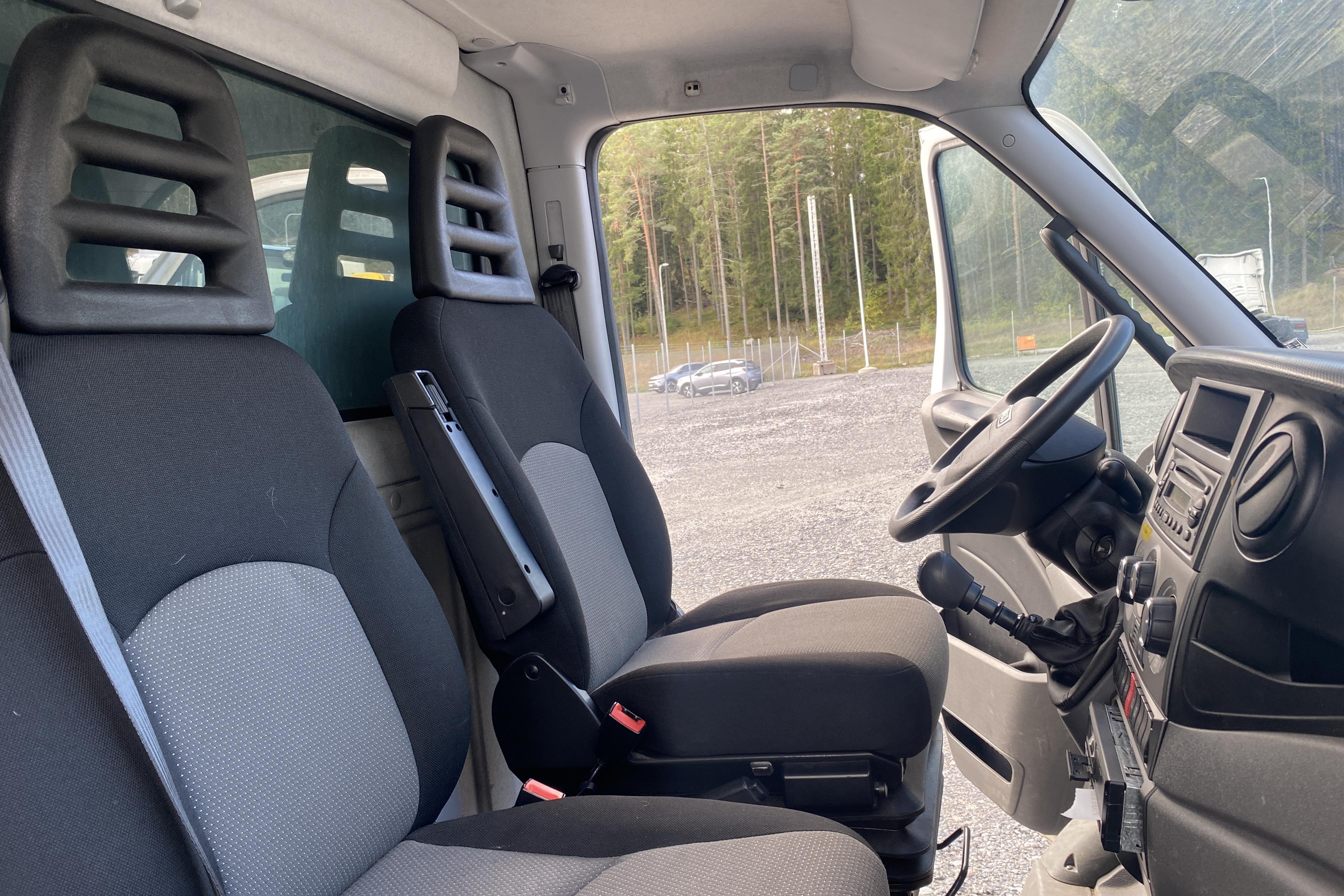 Iveco DAILY 70C17 EEV - 75 743 km - Manualna - biały - 2013