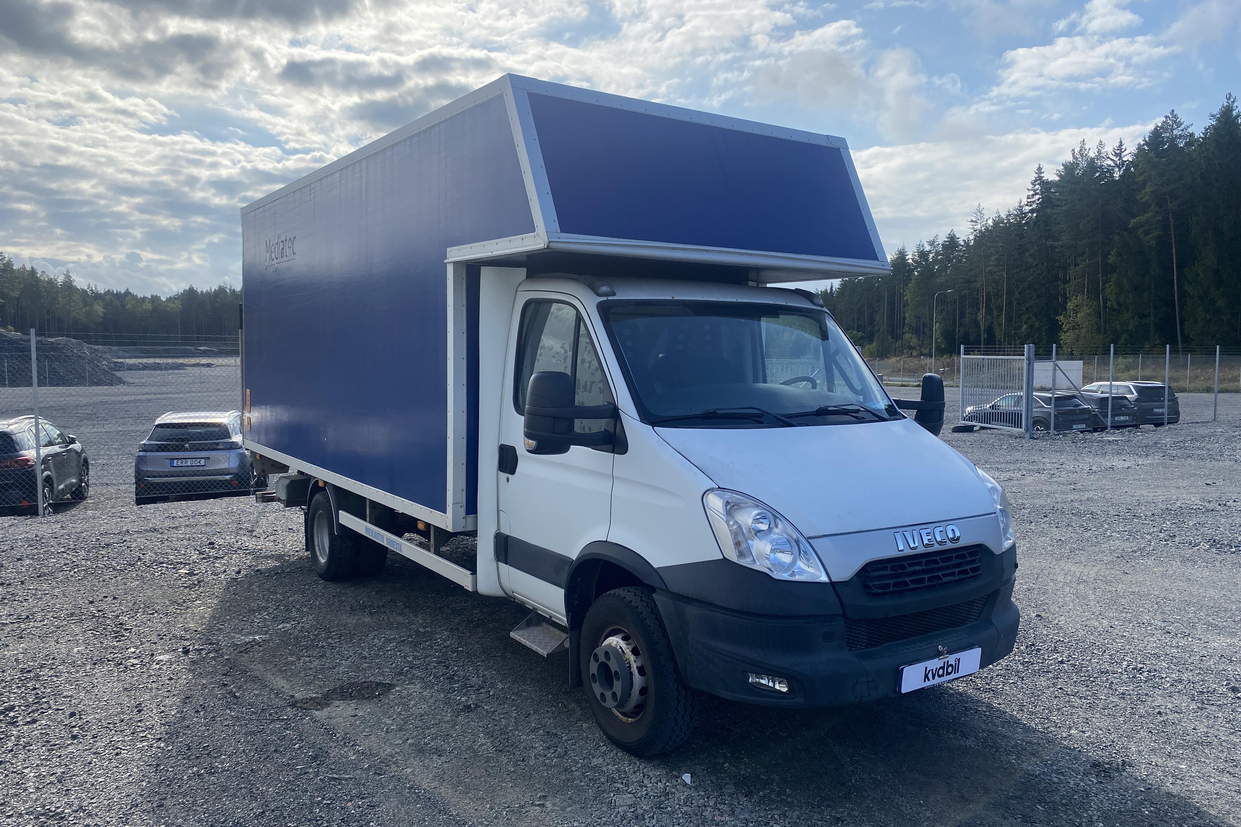 Iveco DAILY 70C17 EEV - 75 743 km - Manuell - vit - 2013