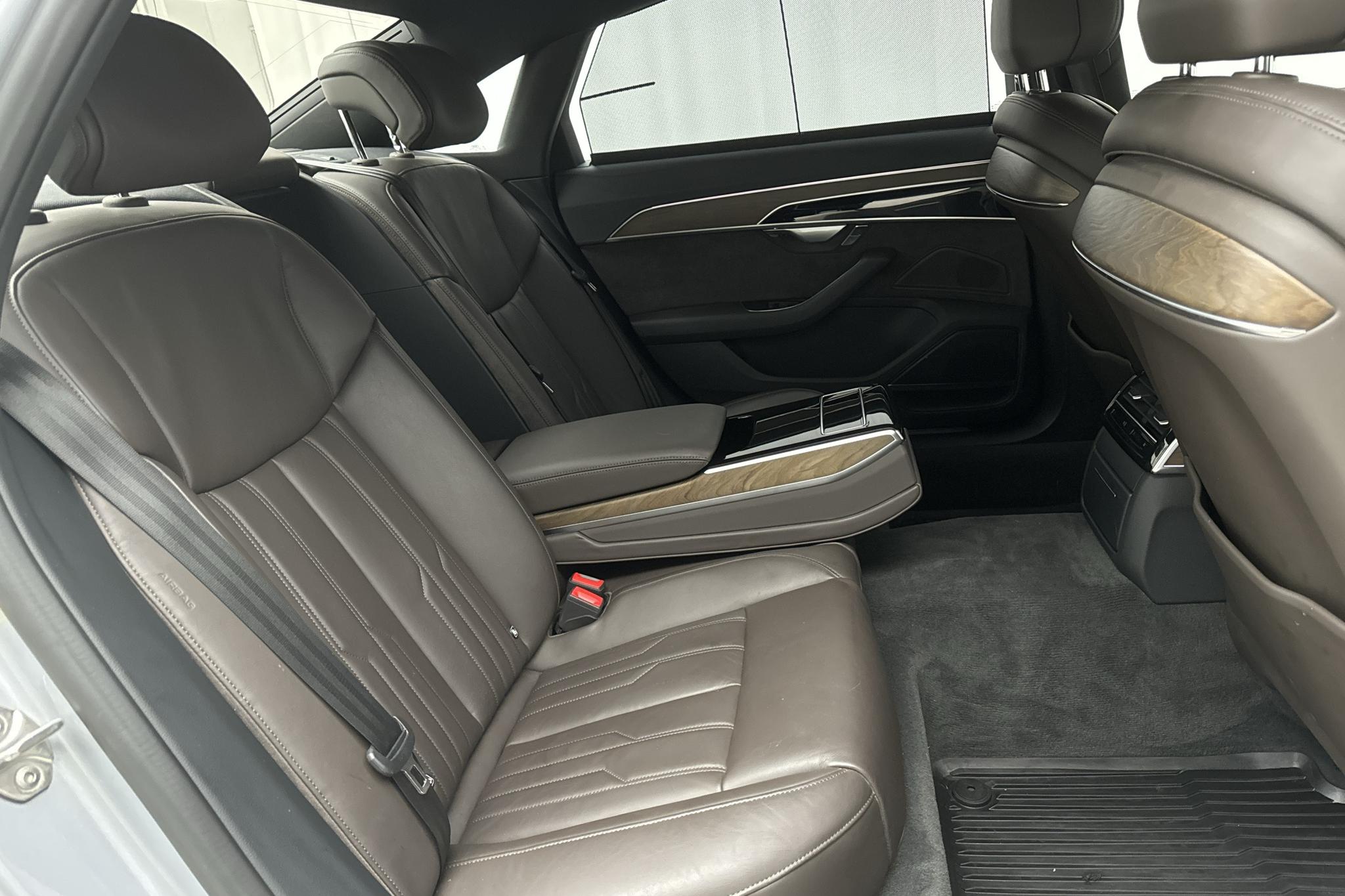 Audi A8 L 50 TDI quattro (286hk) - 218 380 km - Automaattinen - hopea - 2020