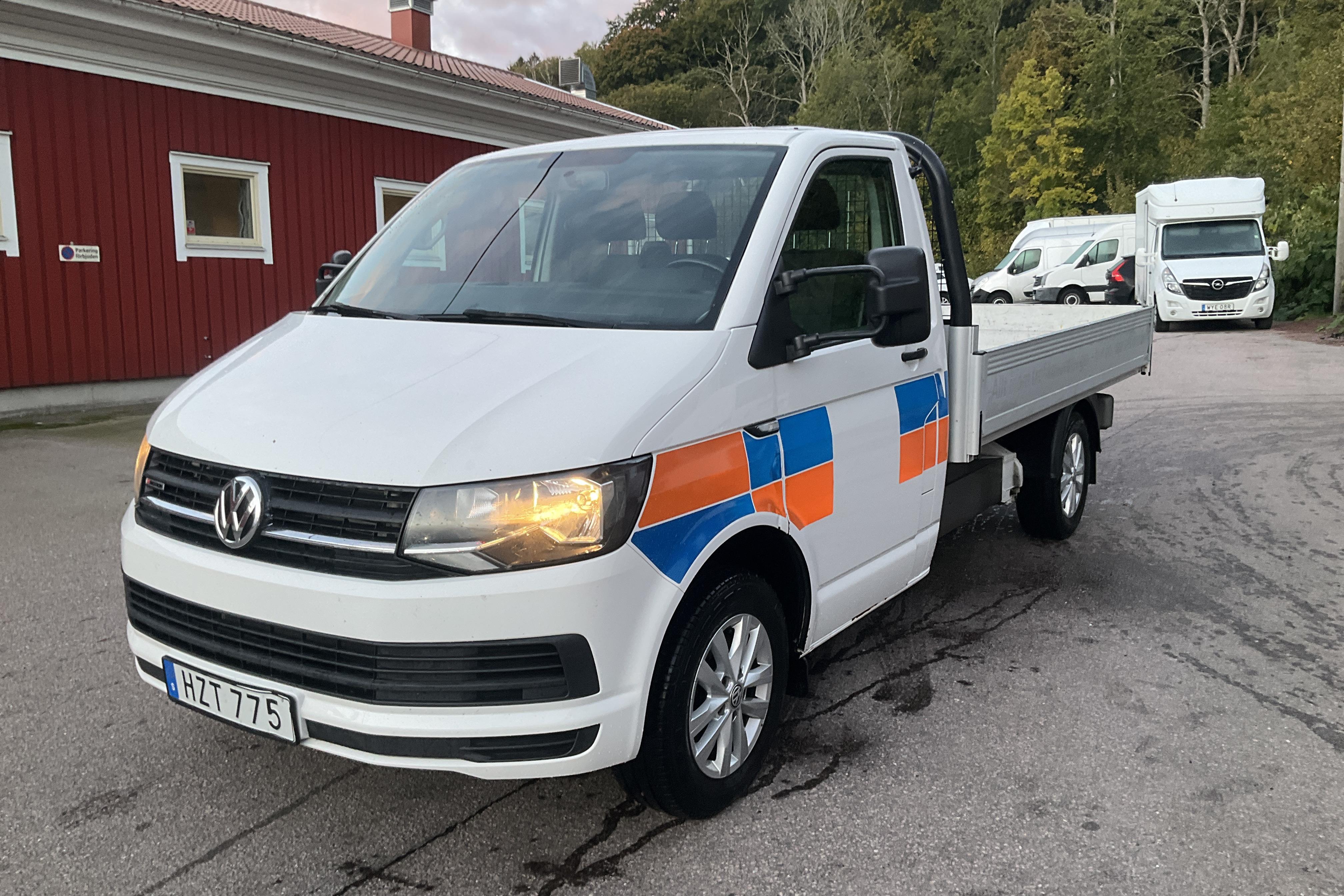 VW Transporter T6 2.0 TDI BMT 4MOTION (140hk) - 160 310 km - Käsitsi - valge - 2016