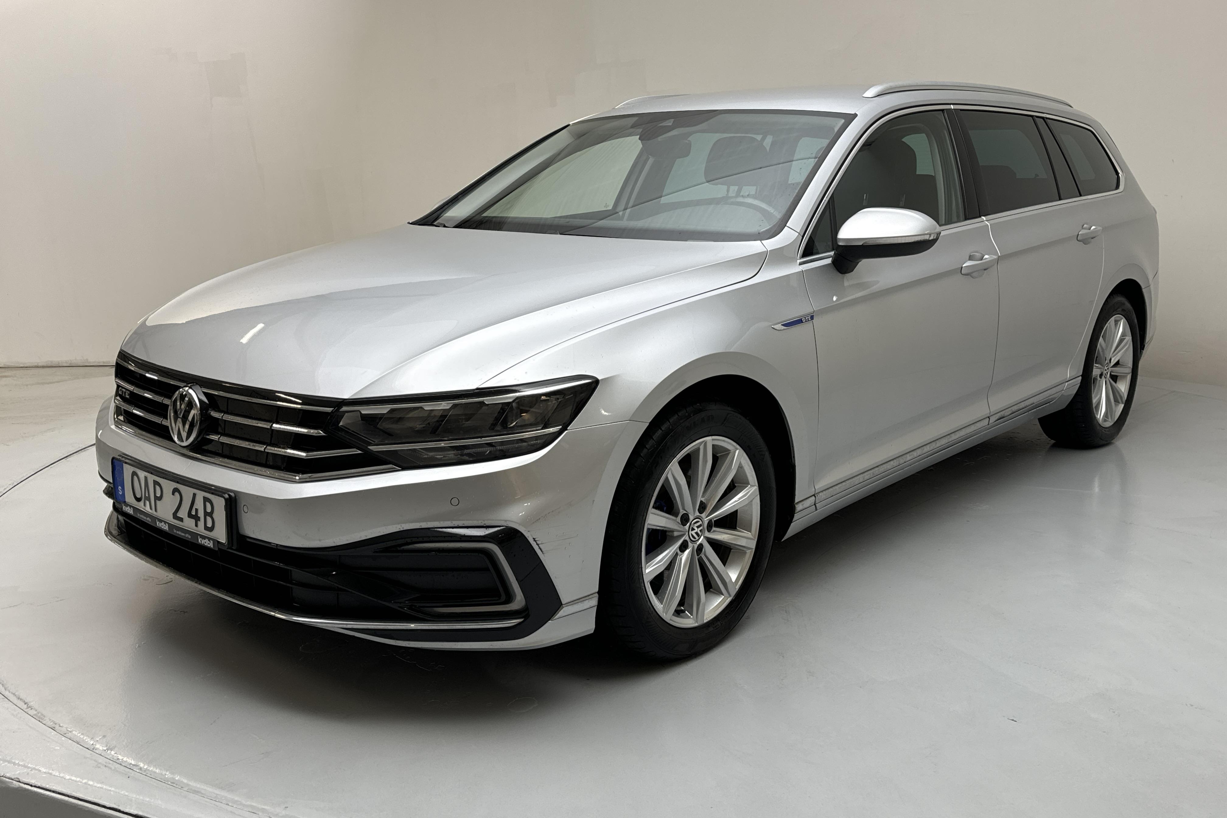 VW Passat 1.4 GTE Sportscombi (218hk) - 13 771 mil - Automat - silver - 2020