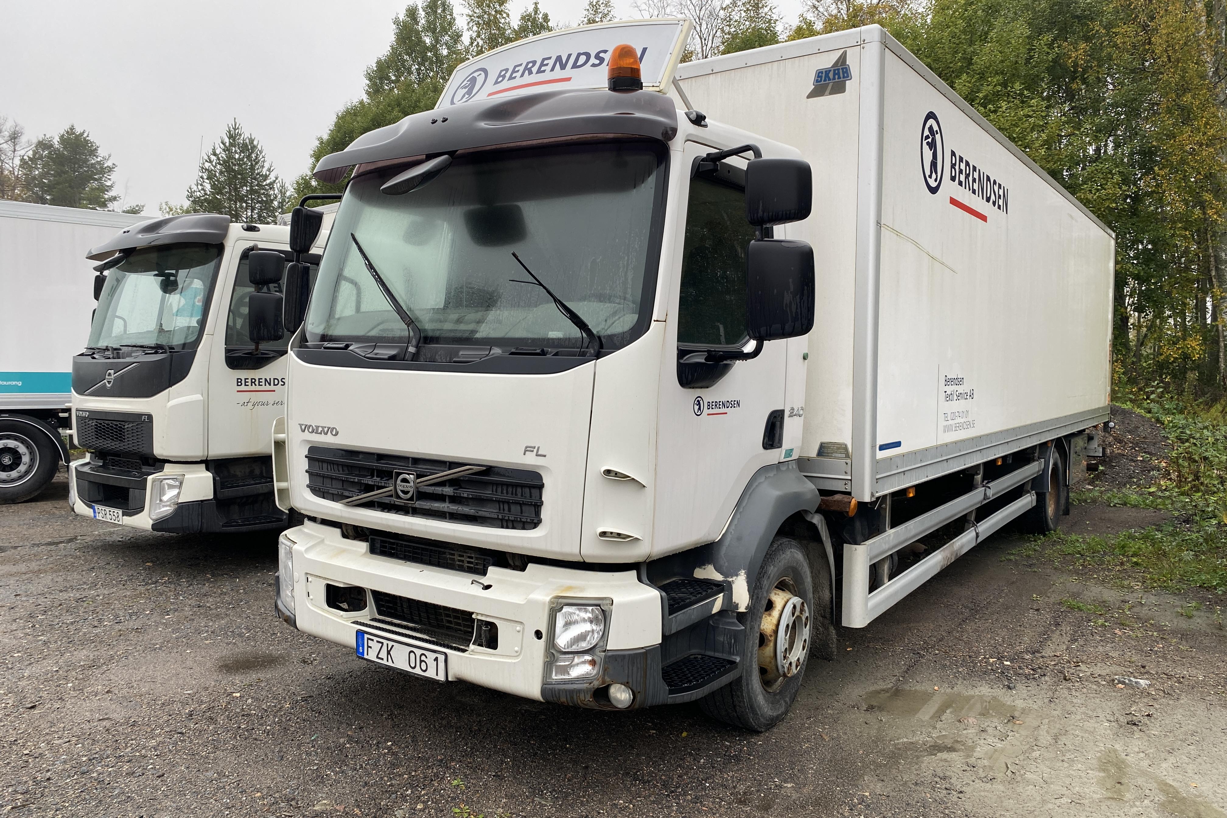 Volvo FL240 - 362 430 km - Manuell - vit - 2007