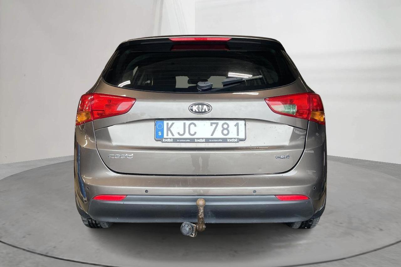 KIA Cee'd 1.4 CRDi SW (90hk) - 157 600 km - Manualna - Light Brown - 2014