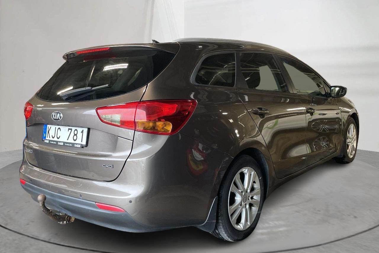 KIA Cee'd 1.4 CRDi SW (90hk) - 157 600 km - Manuaalinen - Light Brown - 2014