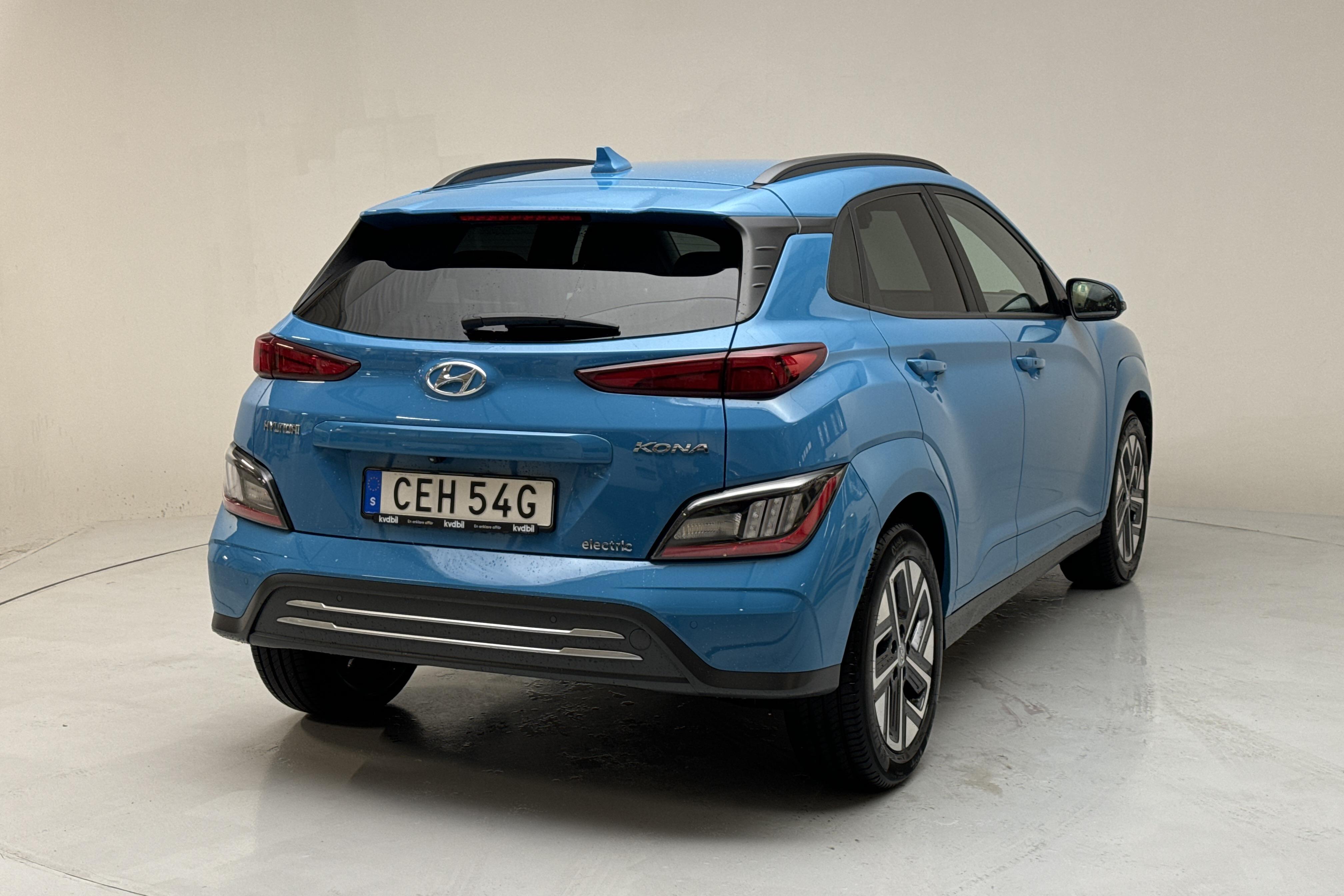 Hyundai Kona Electric Standard Range 39kWh (136hk) - 46 830 km - Automaatne - sinine - 2021