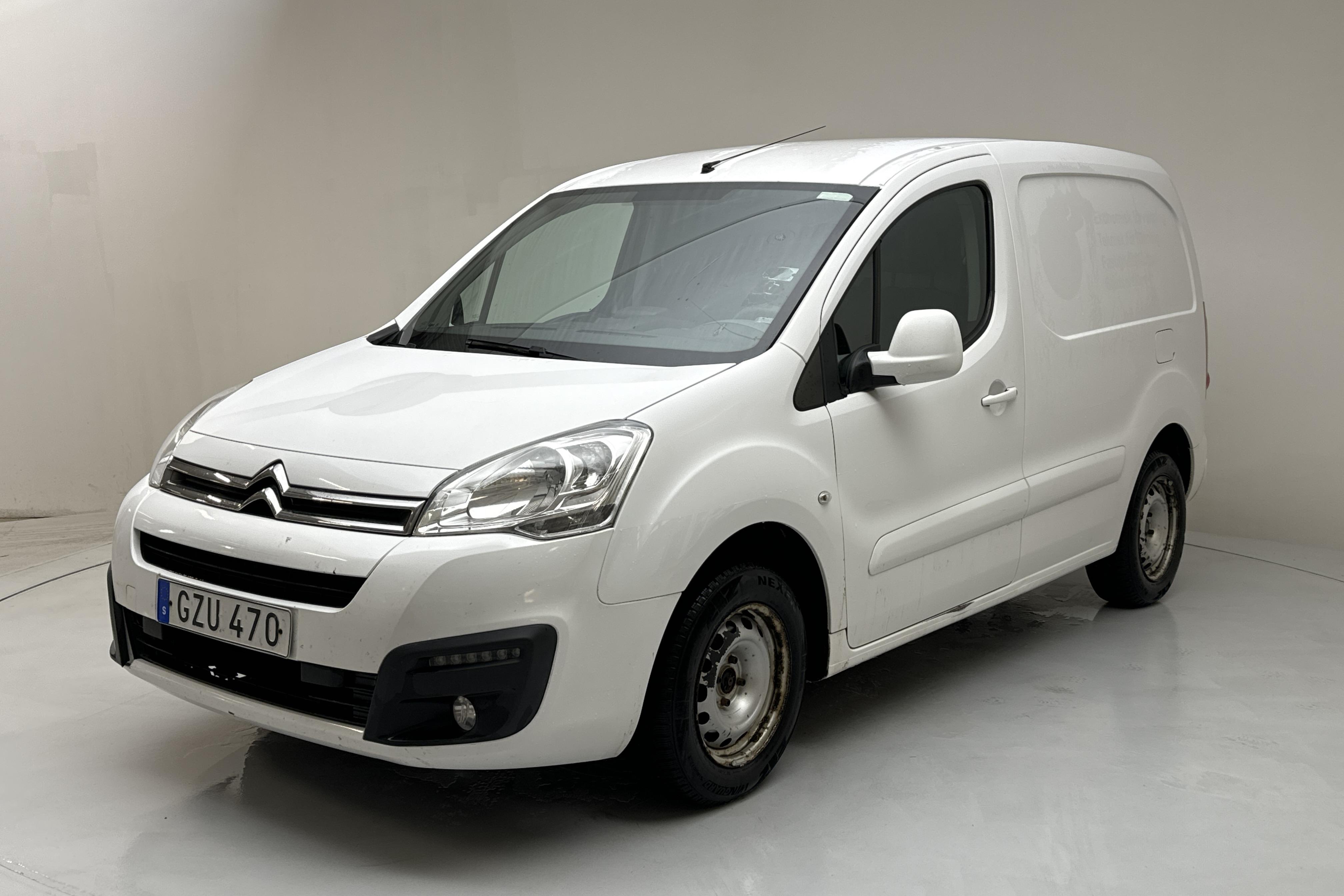 Citroen Berlingo III 1.6 HDi Skåp (90hk) - 130 210 km - Manuaalinen - valkoinen - 2015