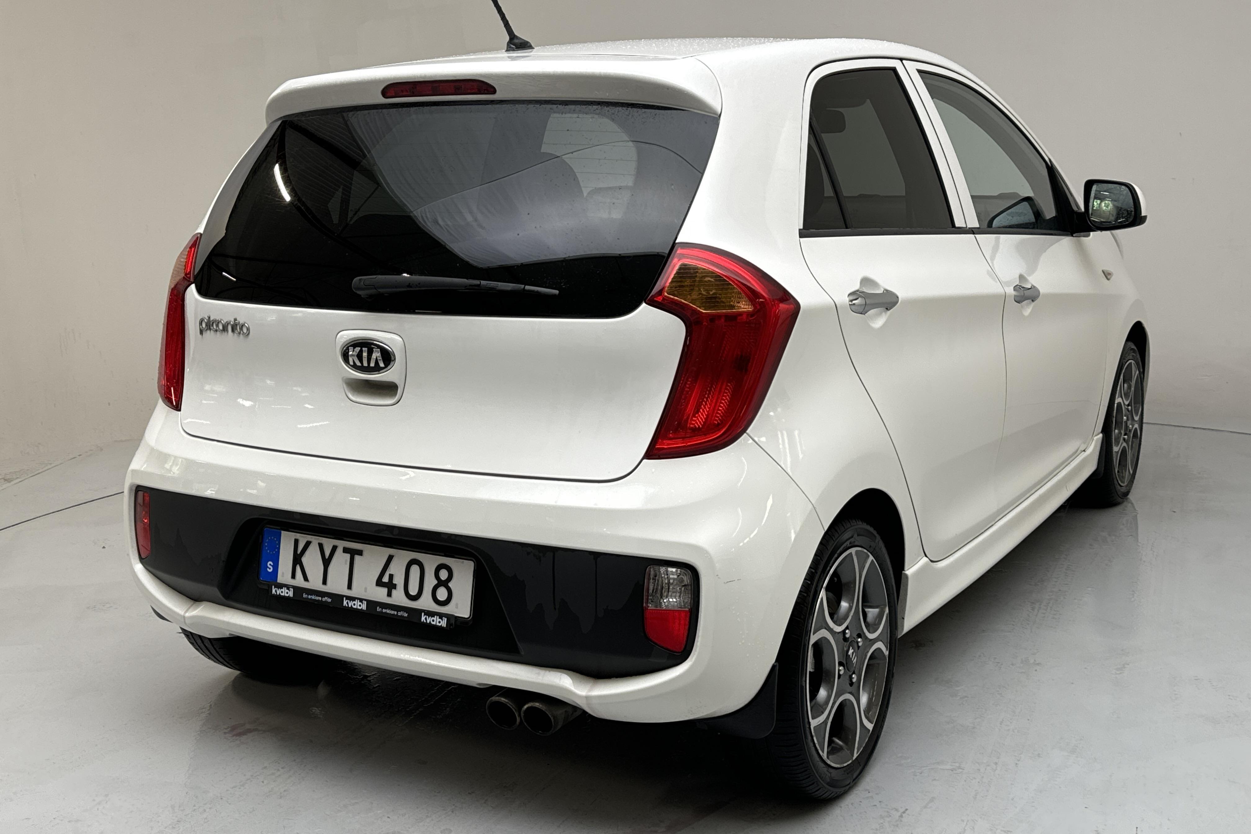 KIA Picanto 1.0 5dr (69hk) - 160 110 km - Käsitsi - valge - 2015