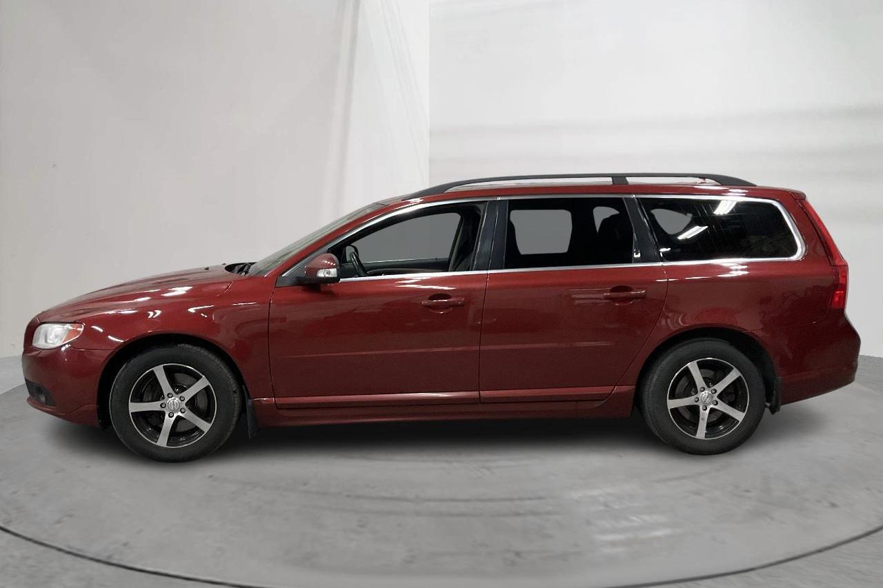 Volvo V70 II D5 AWD (225hk) - 290 790 km - Automatyczna - czerwony - 2011