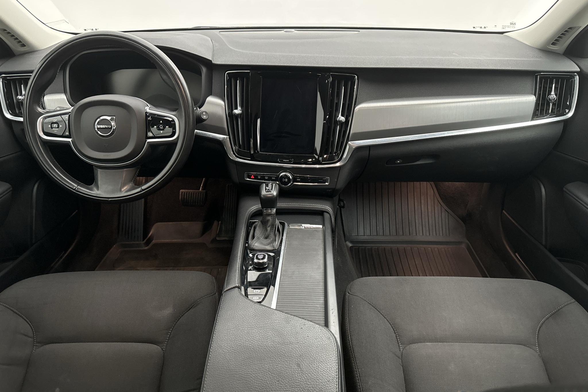 Volvo V90 D3 AWD (150hk) - 133 560 km - Automatyczna - czarny - 2019